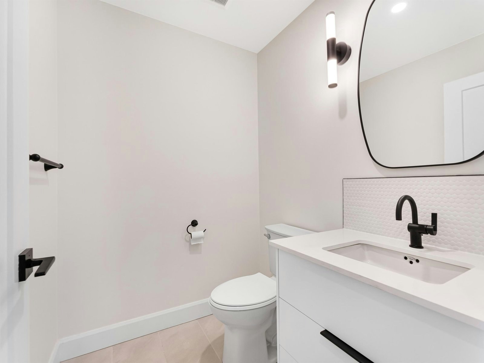 A-847 Woodroffe Avenue, Ottawa, ON, K2A 2G5 - 10