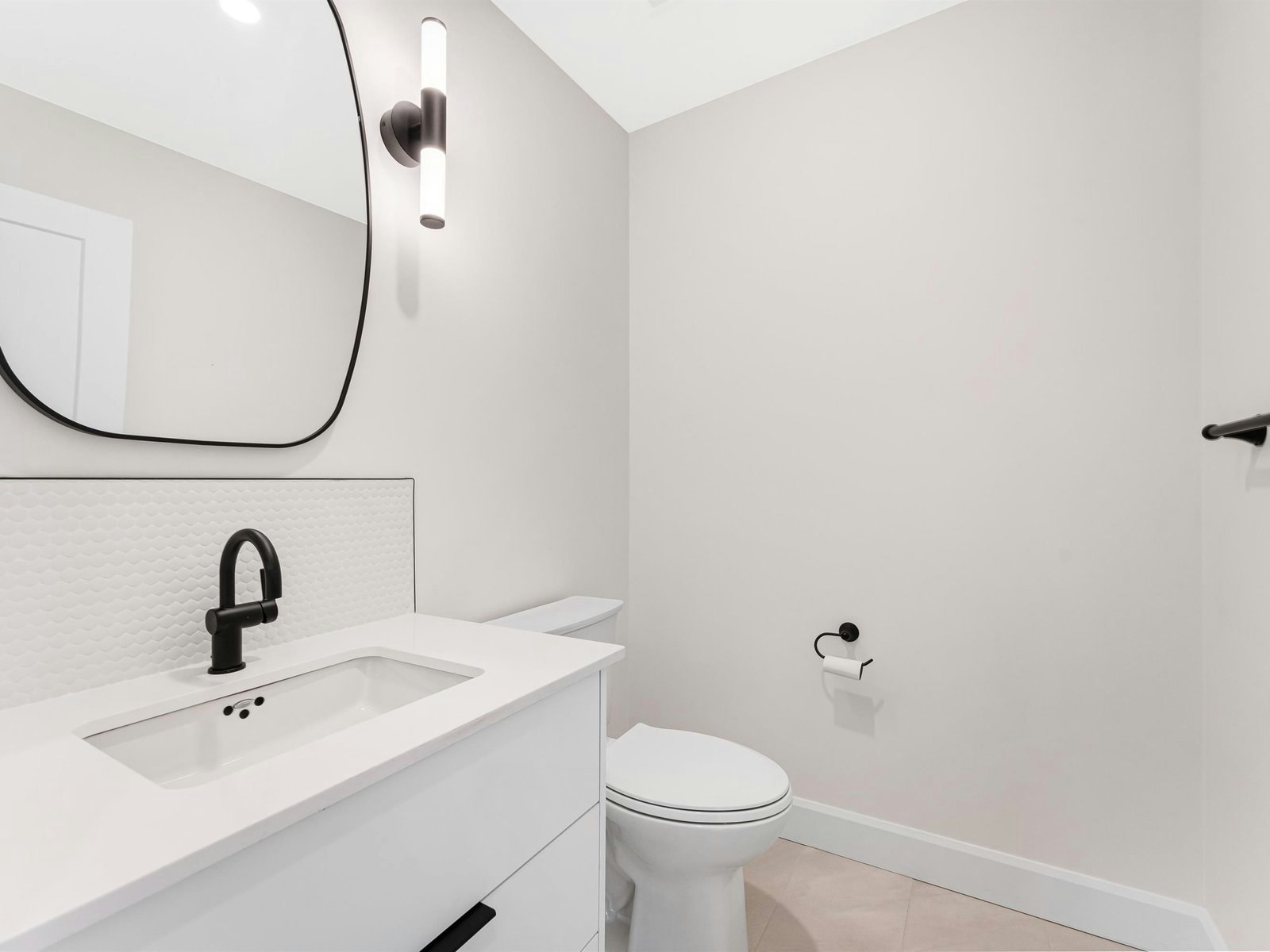 A-847 Woodroffe Avenue, Ottawa, ON, K2A 2G5 - 13