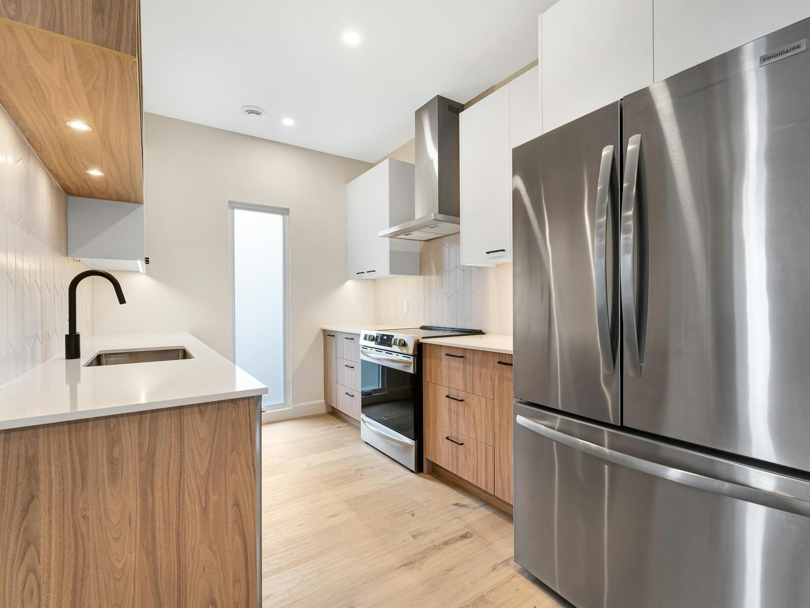 A-847 Woodroffe Avenue, Ottawa, ON, K2A 2G5 - 30