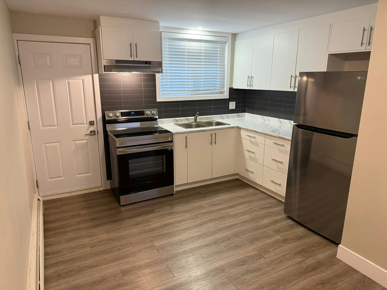 3-72 Barbara Crescent, Kitchener, ON, N2M 4N2 - 3