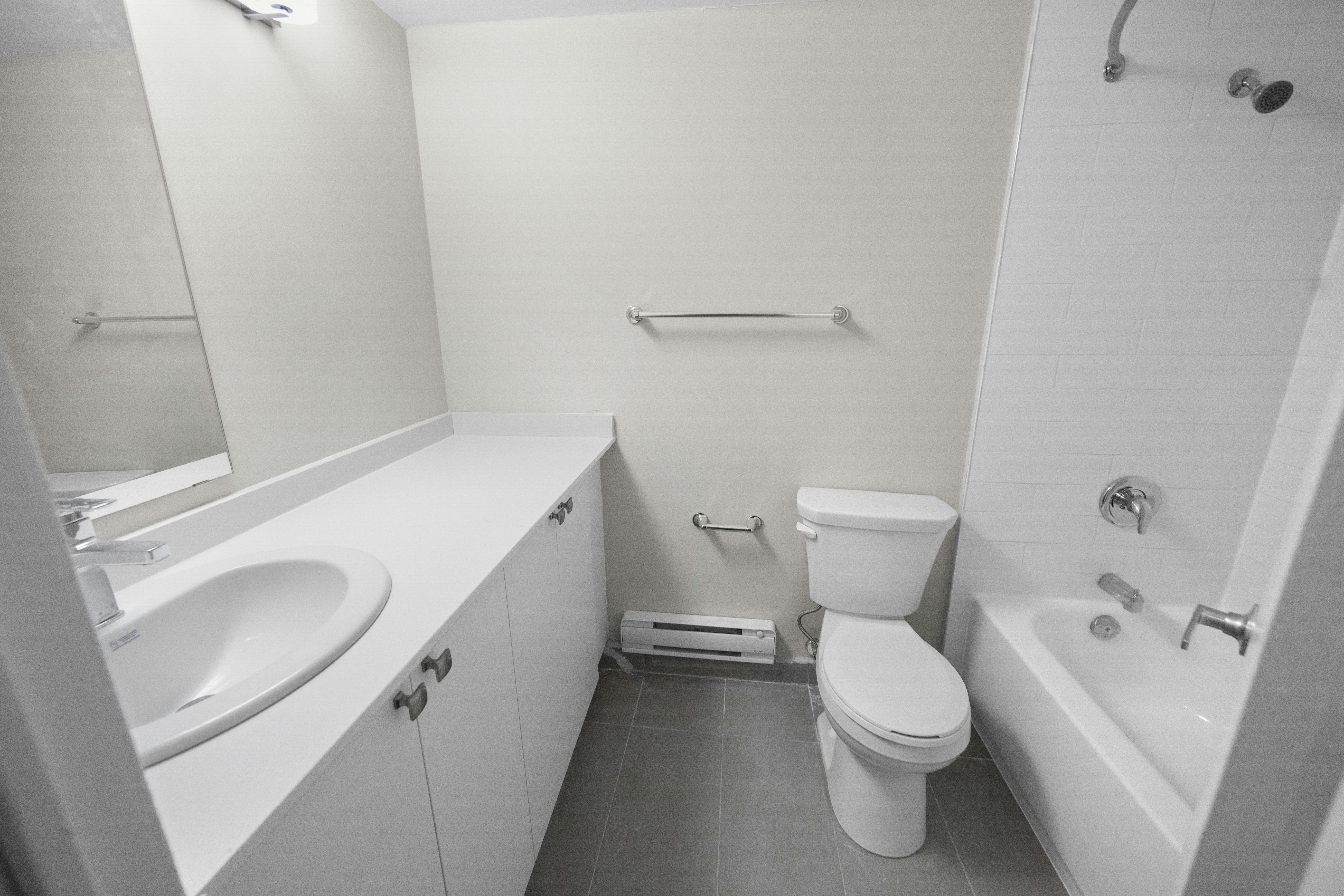 2B-2170 Sherobee Road, Mississauga, ON, L5A 3P8 - 8
