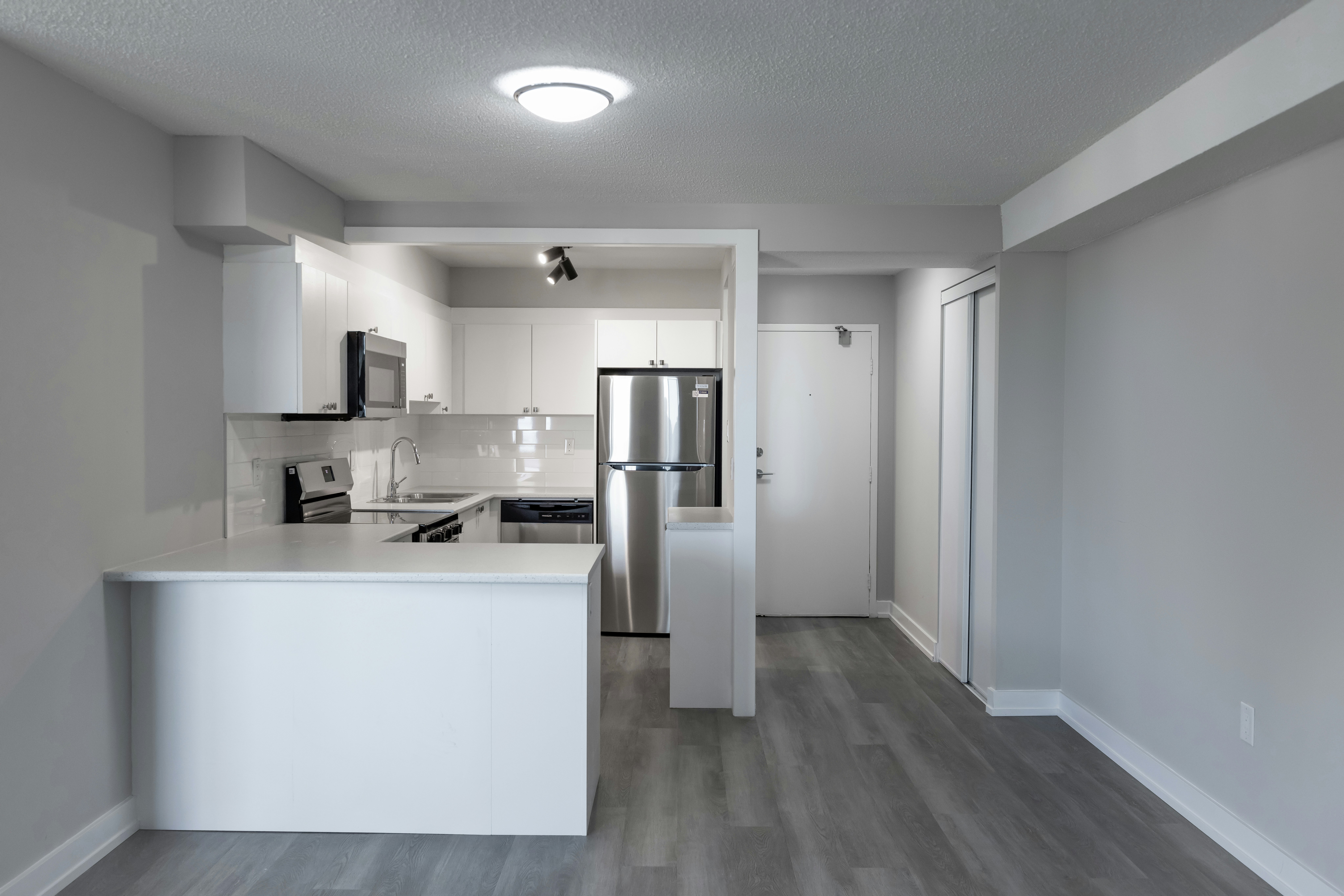 Unit C-3575 Kaneff Crescent, Mississauga, ON, L5A 3Y5 - 7