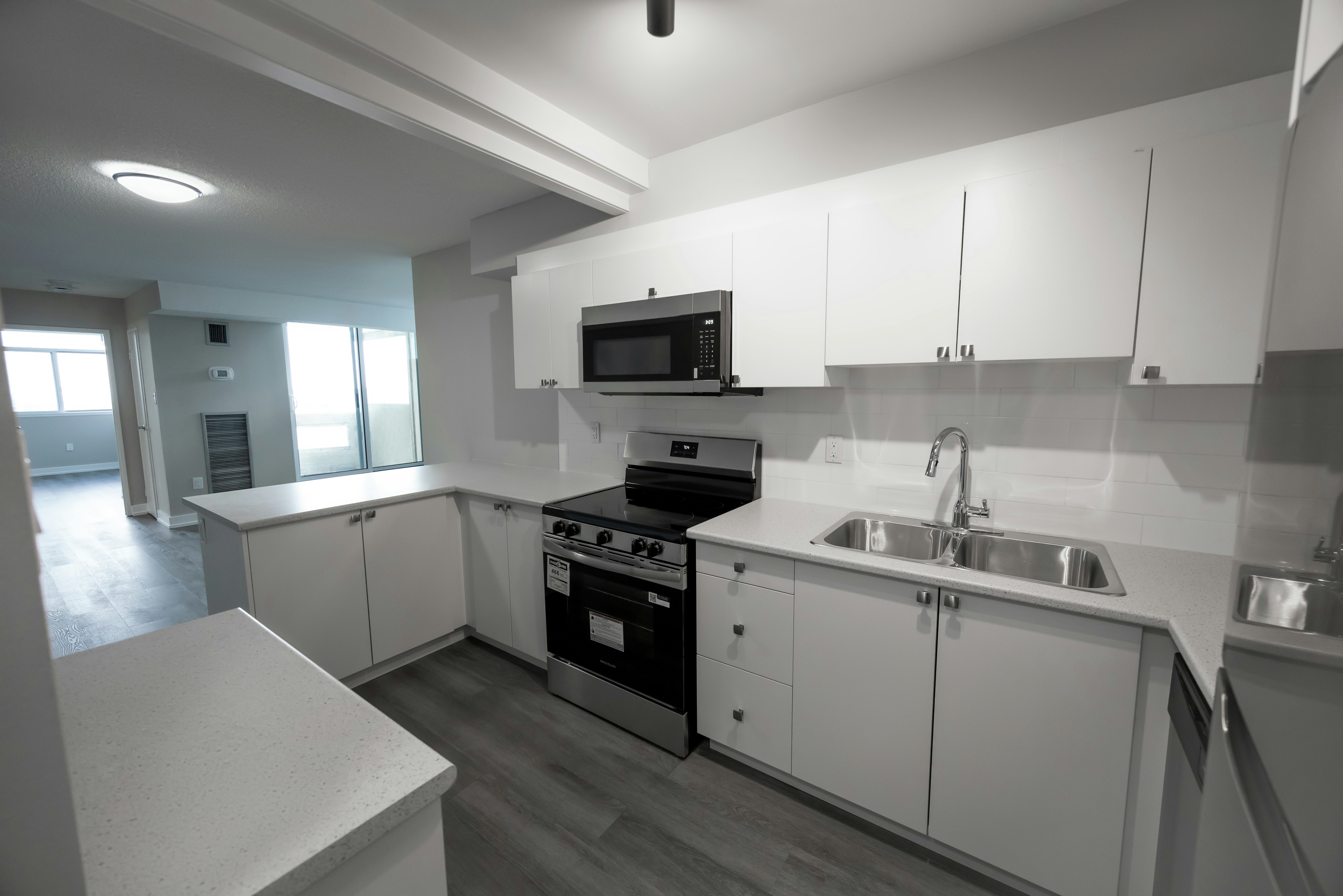 Unit C-3575 Kaneff Crescent, Mississauga, ON, L5A 3Y5 - 5