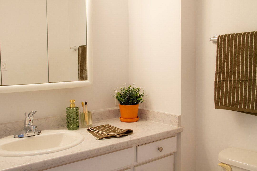 1-935 Marine Drive, West Vancouver, BC, V7T 1A7 - 14