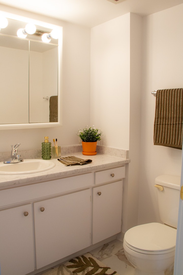 1-935 Marine Drive, West Vancouver, BC, V7T 1A7 - 13