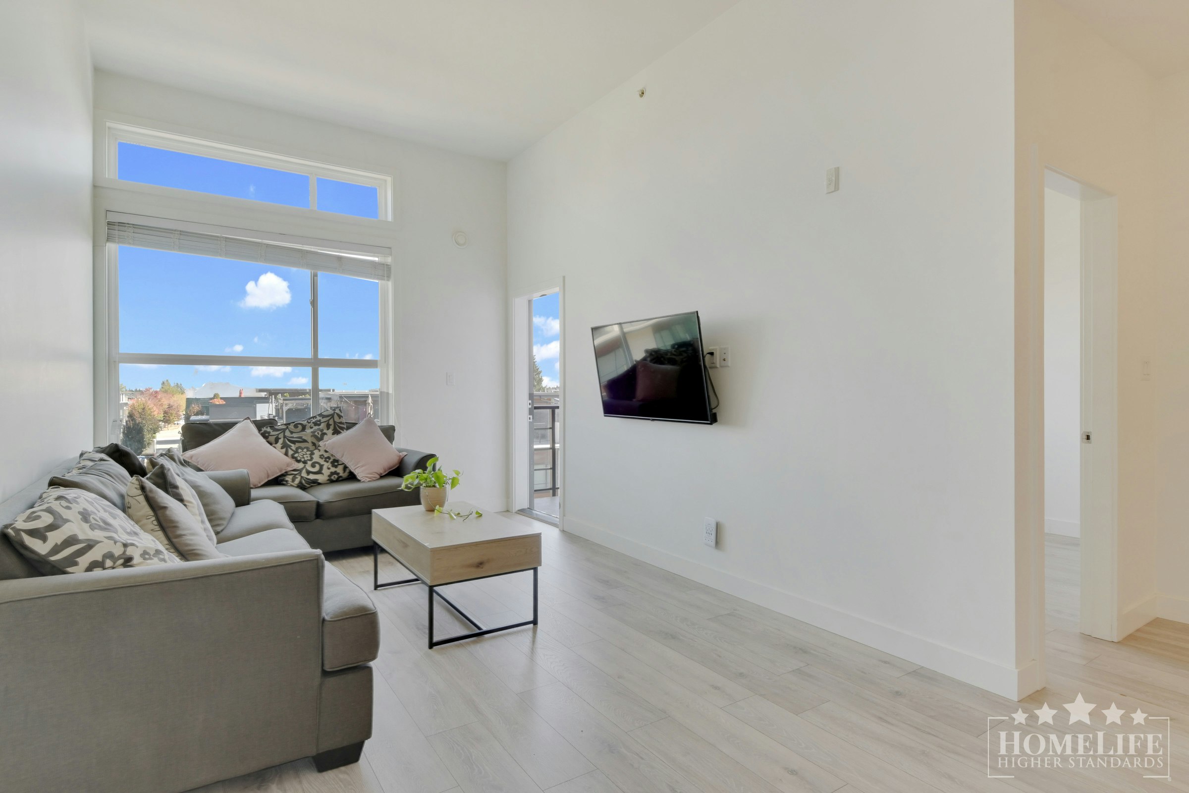 501-7809 209 Street, Langley, BC, V2Y 3N6 5