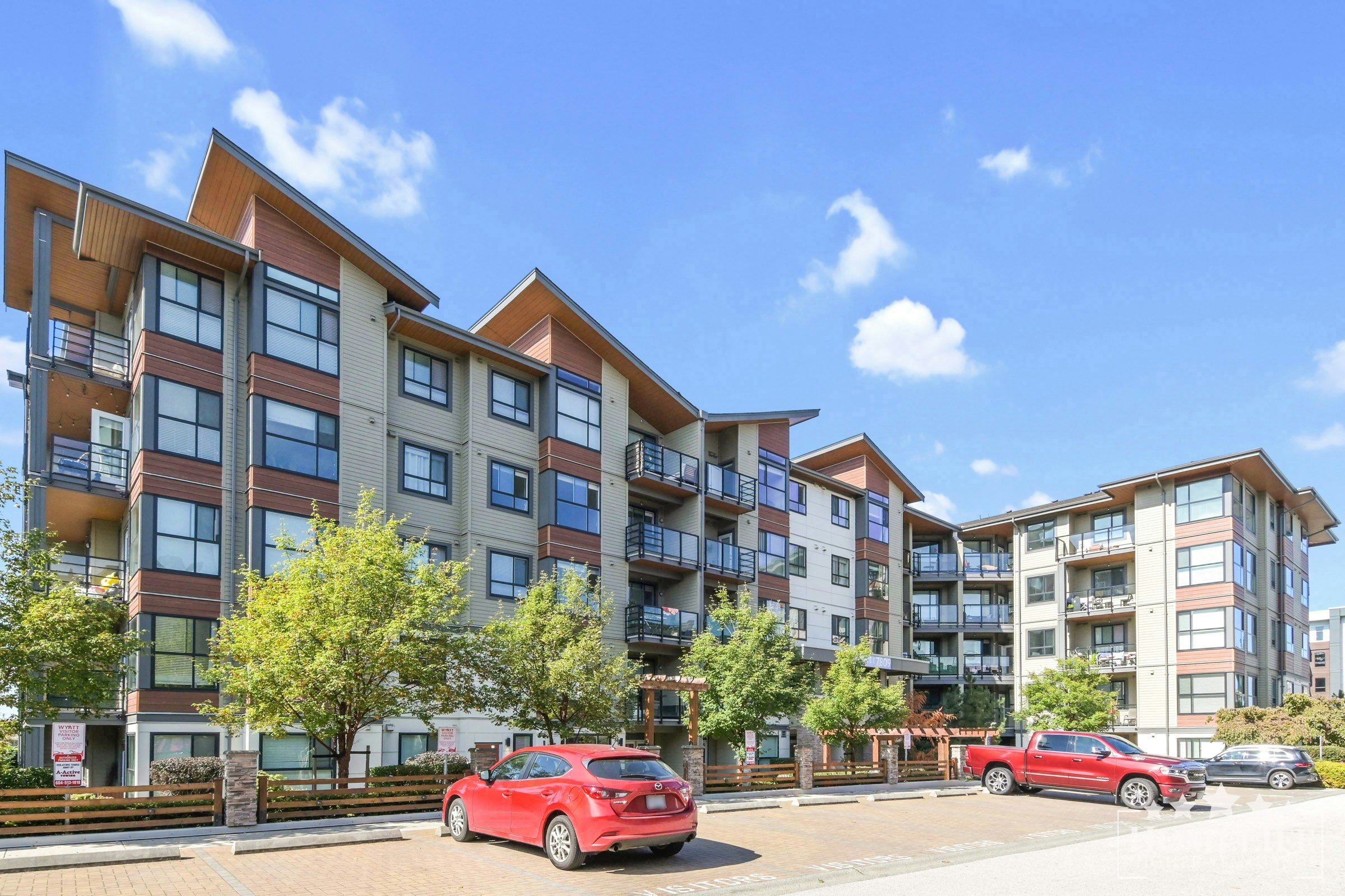 501-7809 209 Street, Langley, BC, V2Y 3N6 2
