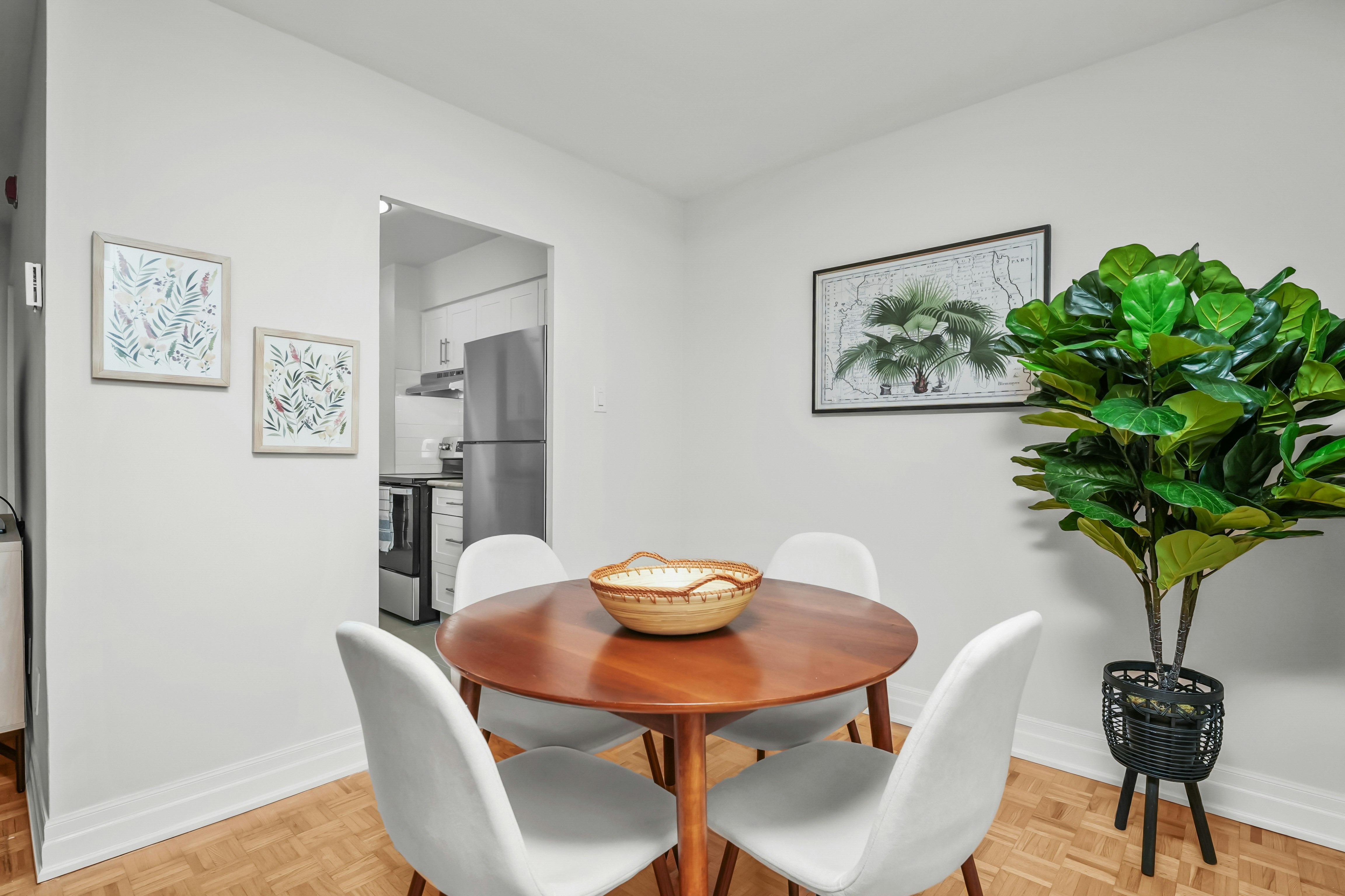 1 BD-35 Warrender Avenue, Toronto, ON, M9B 5Z5 - 7