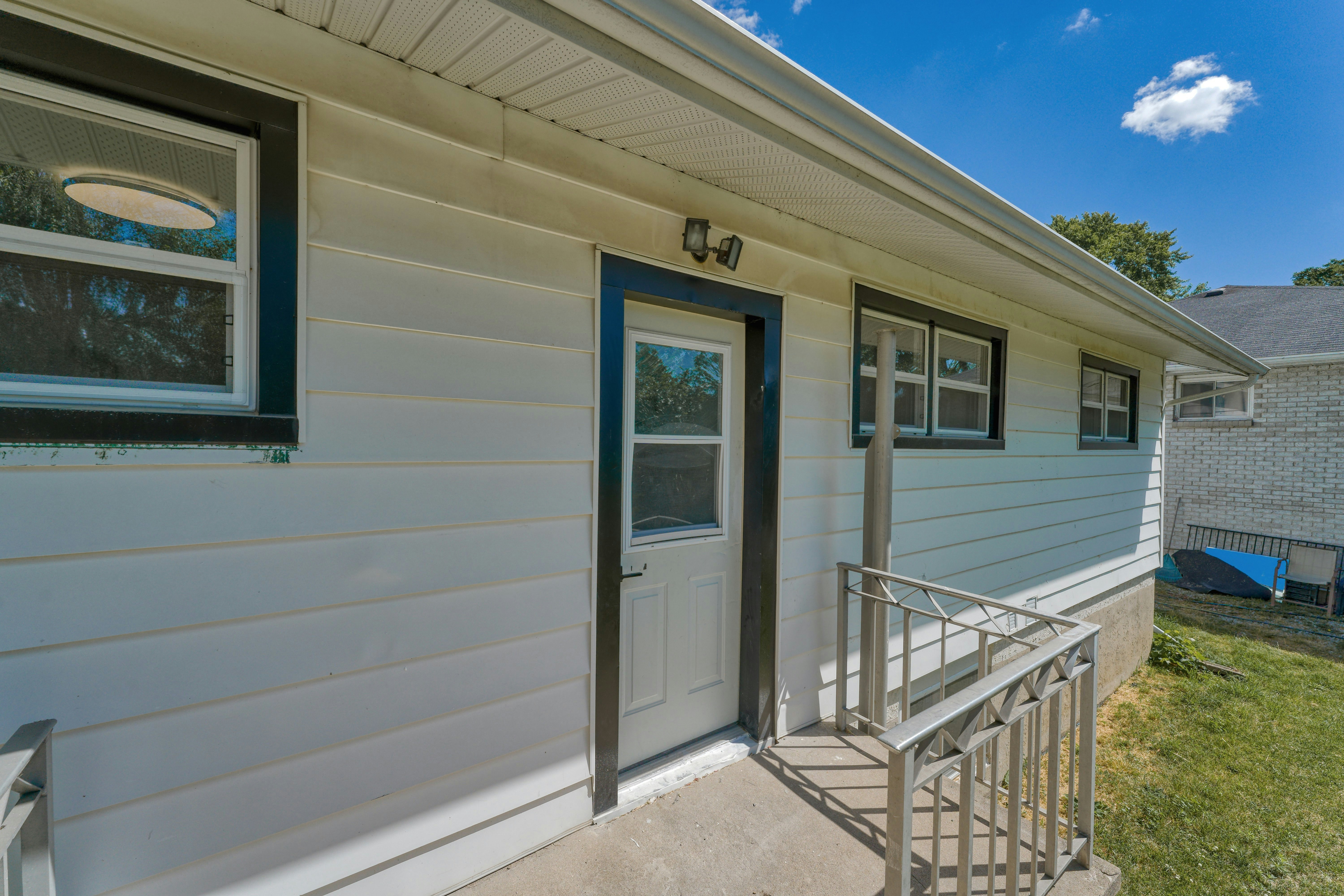 2-1640 Mary Street, Kingston, ON, K7M 5J1 - 2