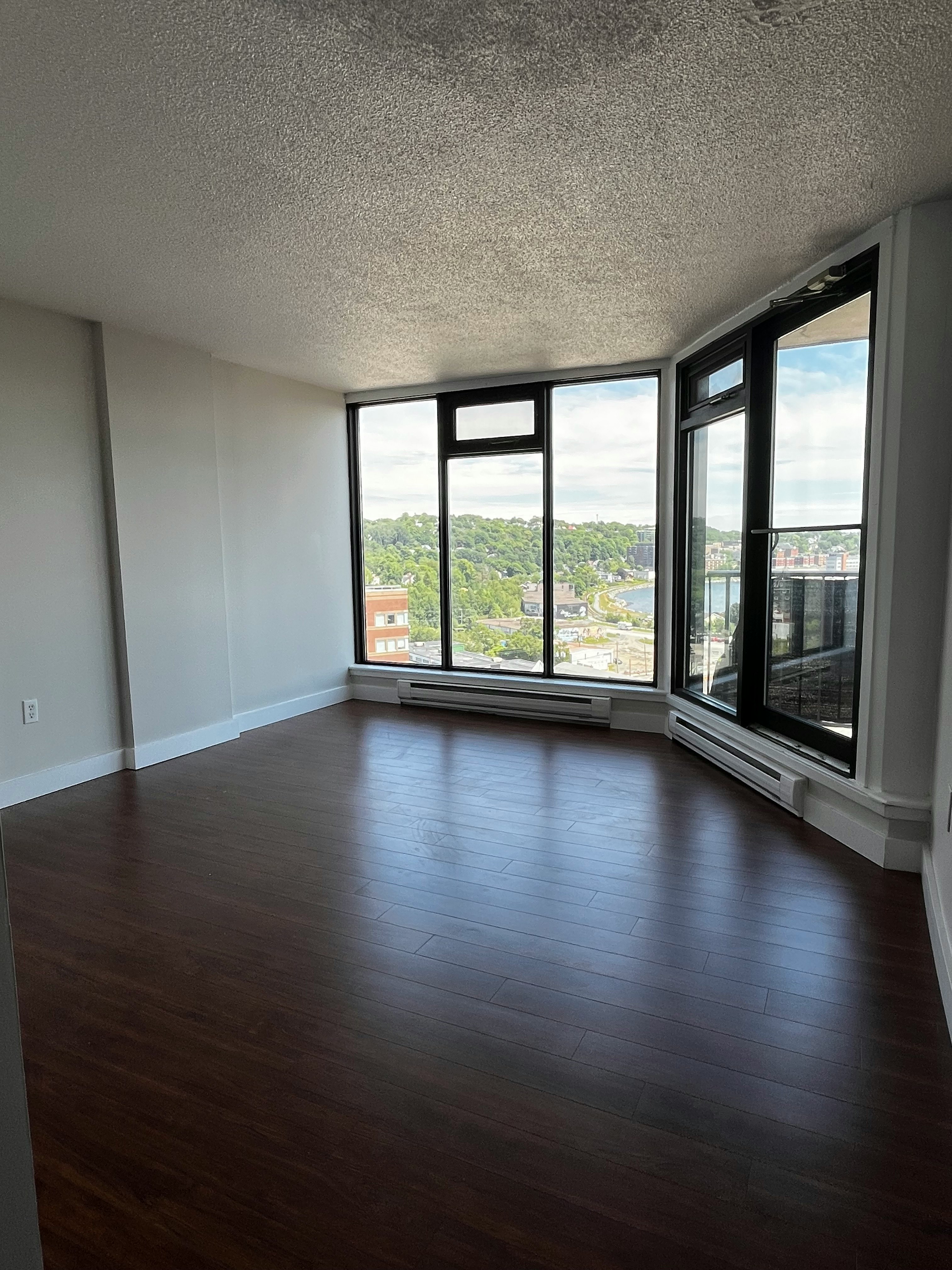 907-24 Dundas Street, Dartmouth, NS, B2Y 4L2 - 4
