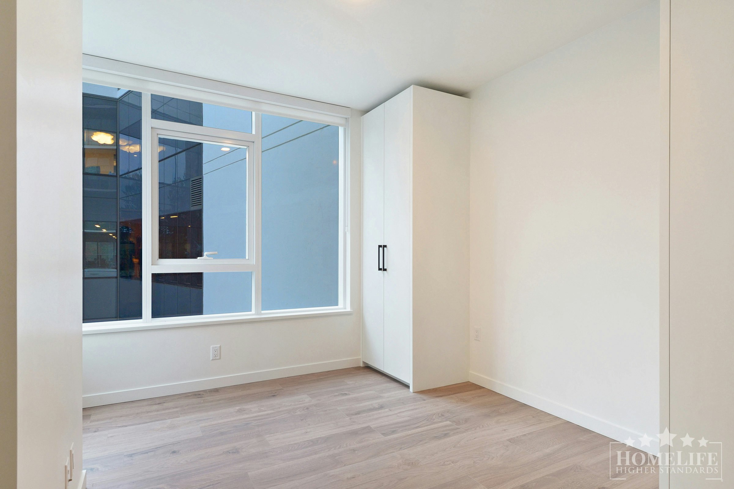 303-10448 University Drive, Surrey, BC, V3T 0S7 - 9