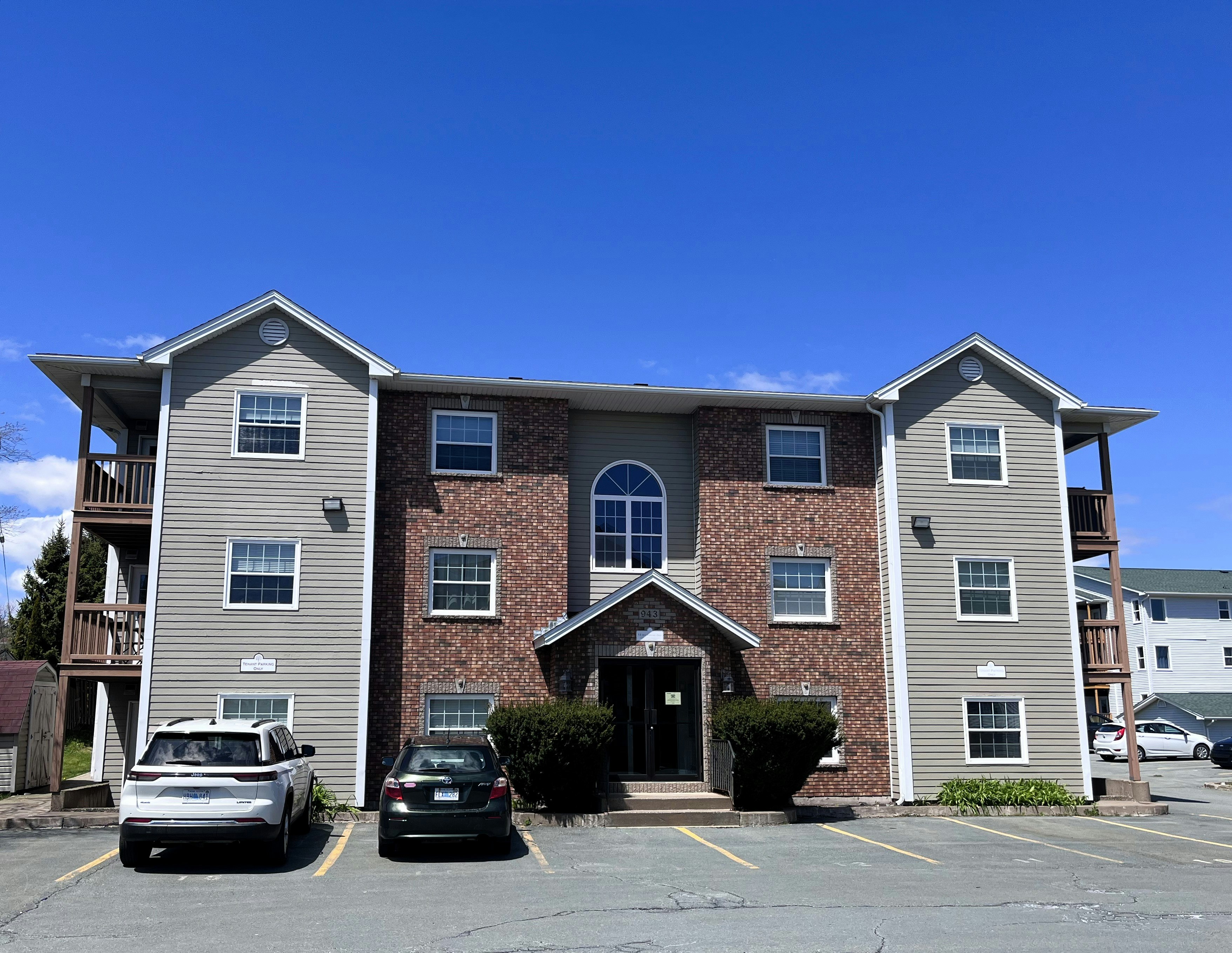 8-943 Cole Harbour Road, Dartmouth, NS, B2V 1E5