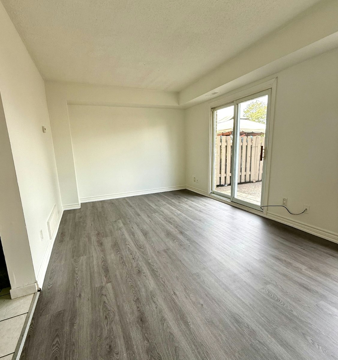 42-81 Eagen Drive, Kitchener, ON, N2M 5C7 - 2