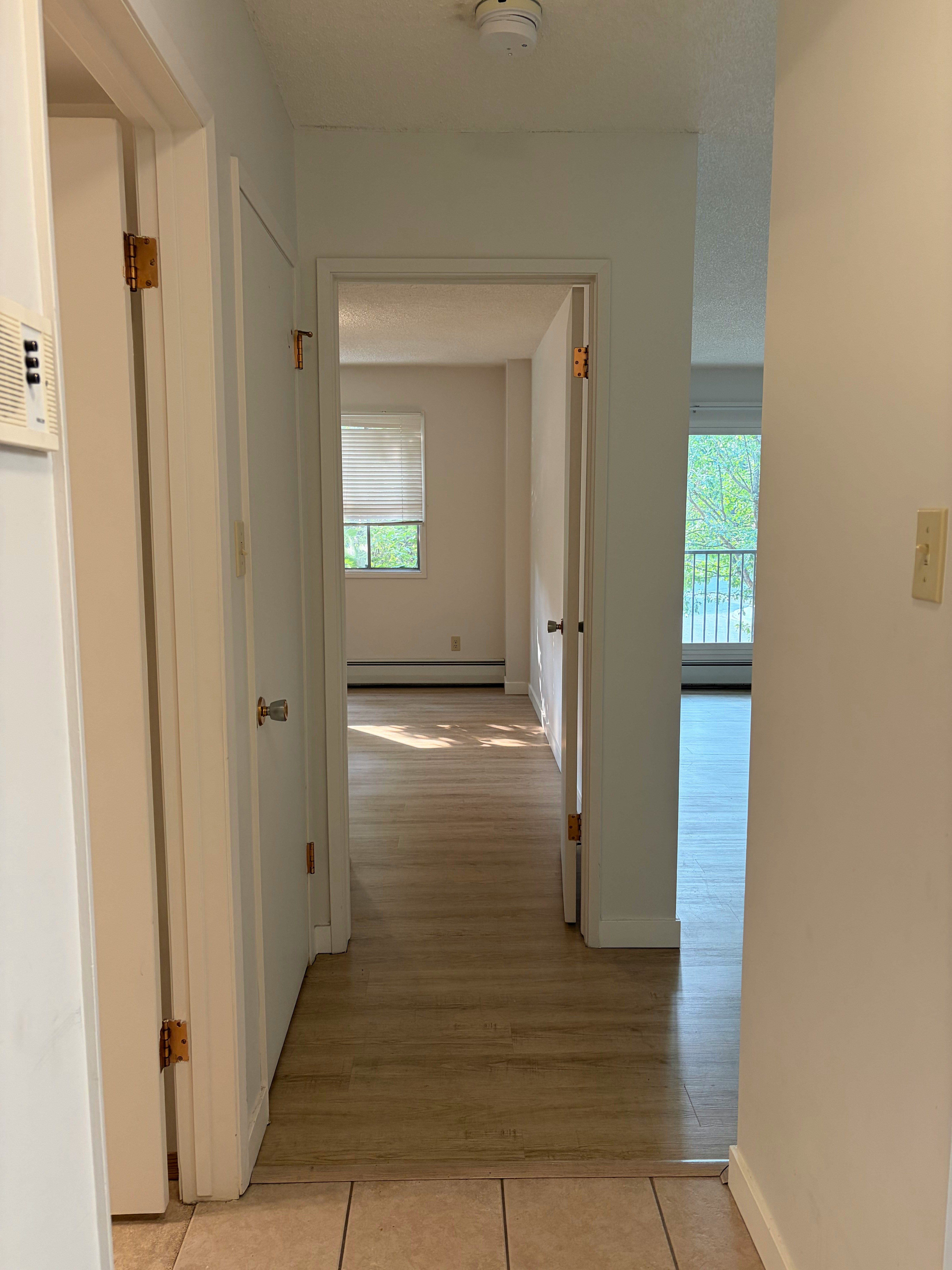 204-604 1 Avenue Northwest, Calgary, AB, T2N 0A3 - 3