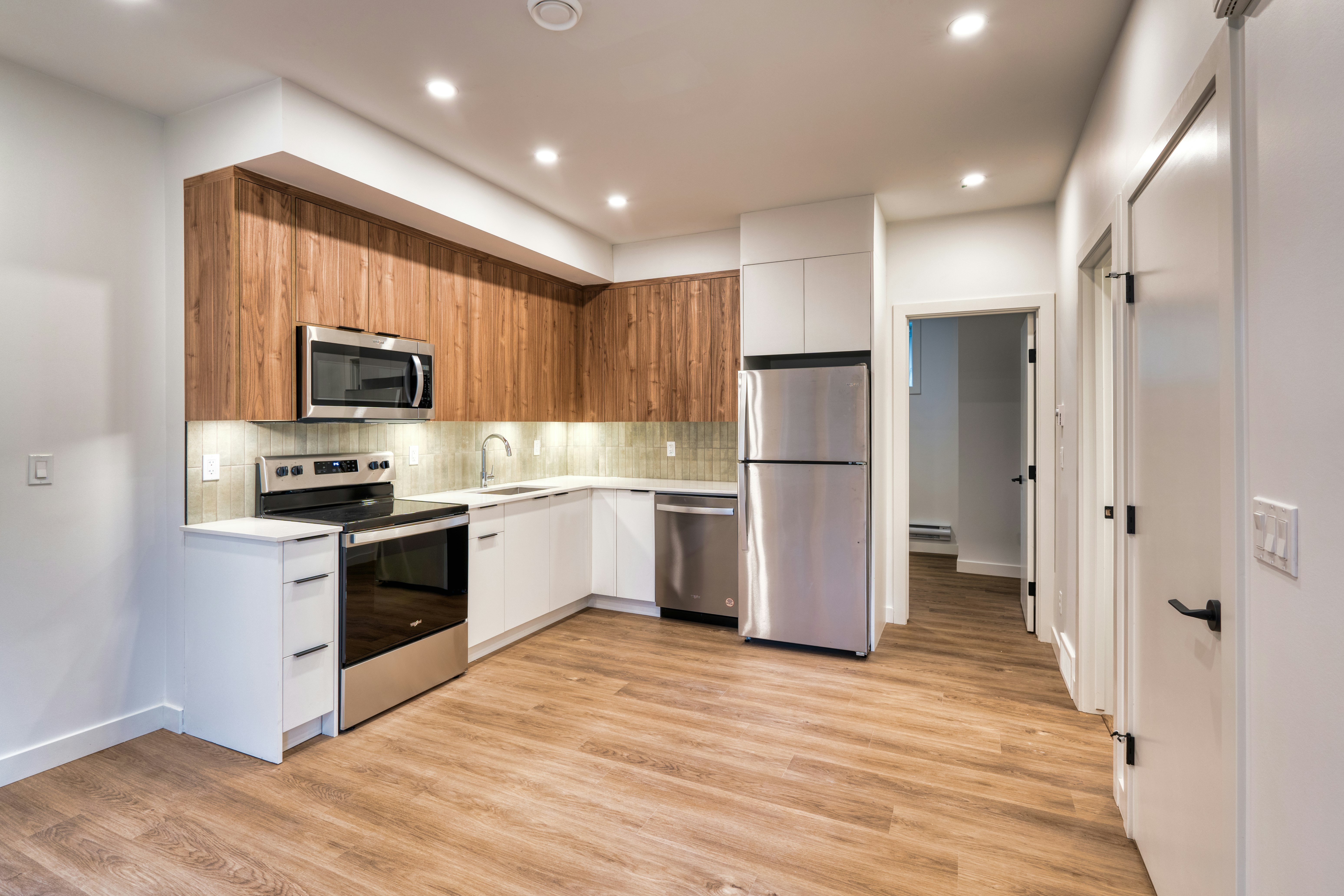 308B-38  Avenue Northwest, Calgary, AB, T2K 0Z8 - 2
