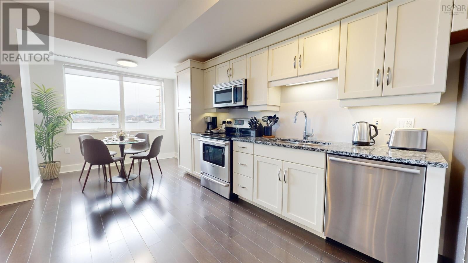 705-31 Kings Wharf Place, Dartmouth, NS, B2Y 0C1 - 2