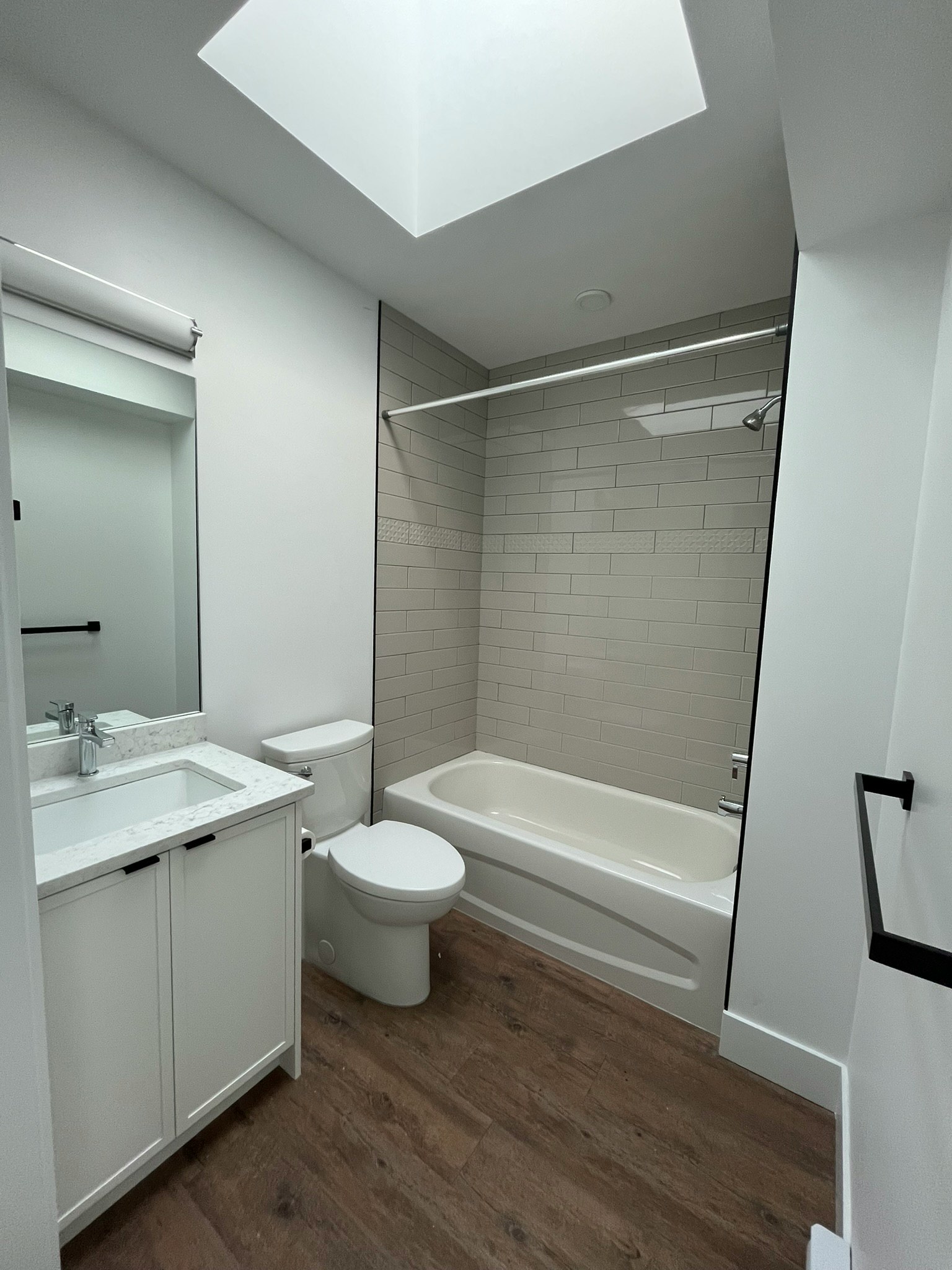 402-1523 Davie Street, Vancouver, BC, V6G 3A2 - 32