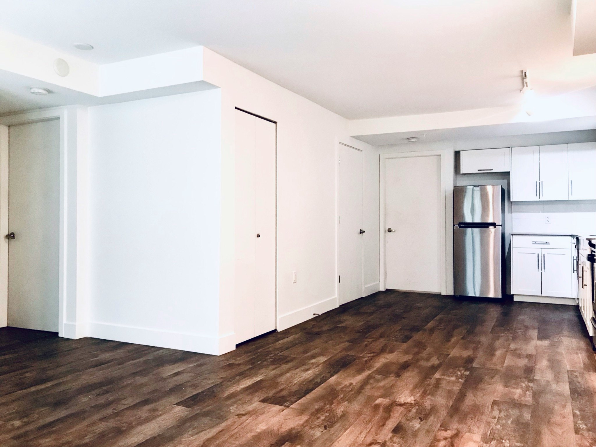 1530-1530 Henshaw Lane, Vancouver, BC - 3