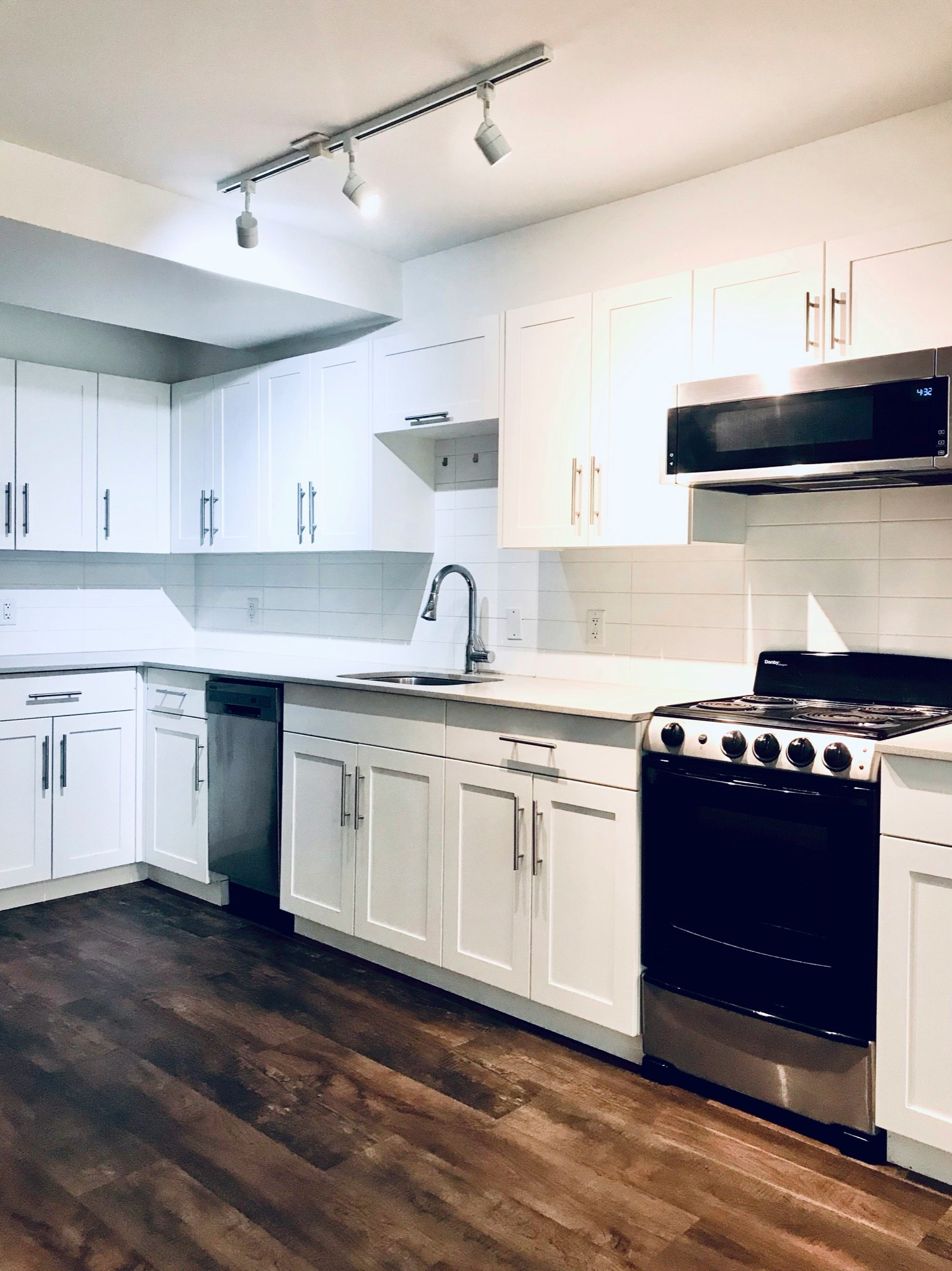 1530-1530 Henshaw Lane, Vancouver, BC