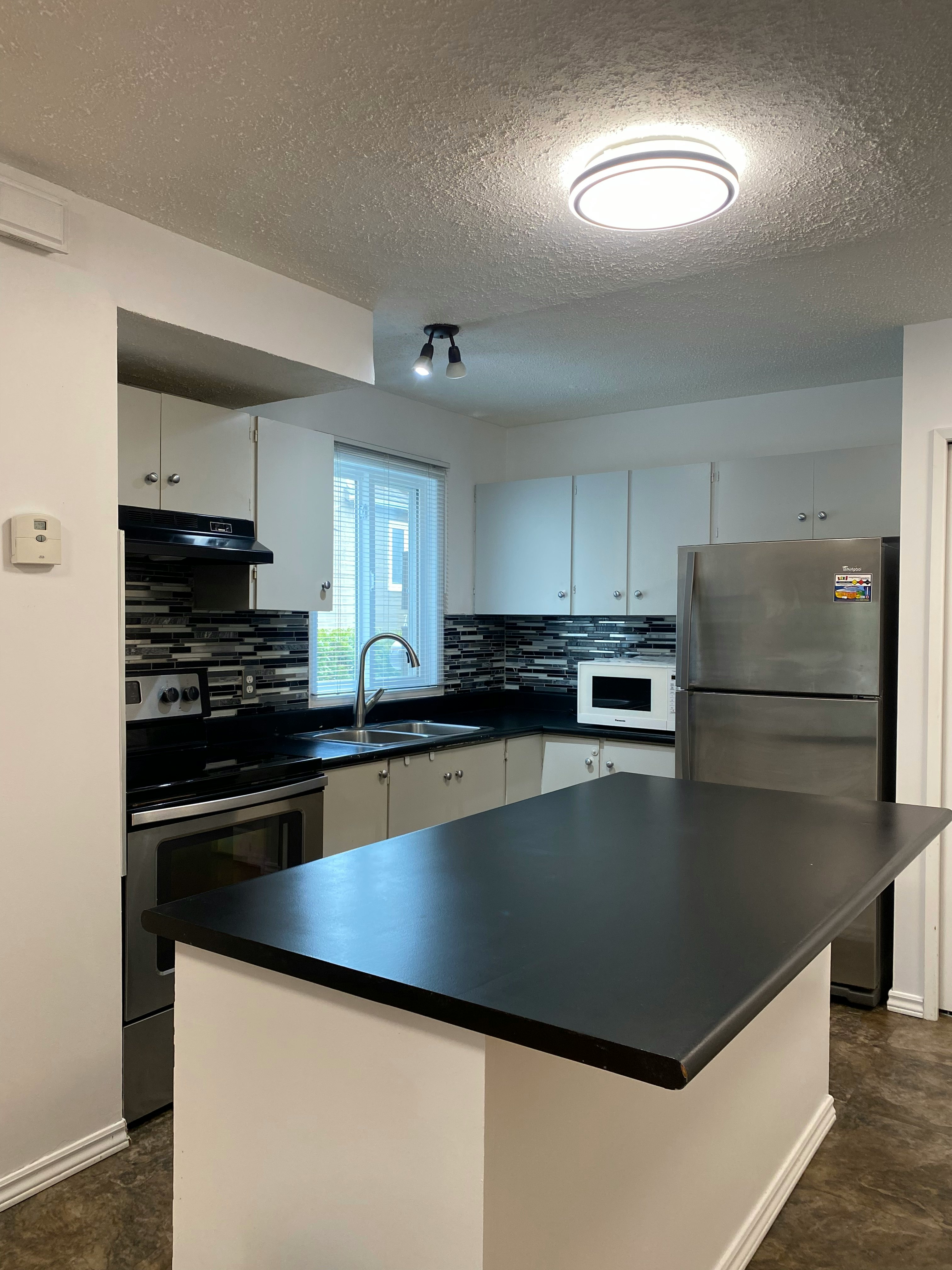 502-829 Coach Bluff Crescent Southwest, Calgary, AB, T3H 1B1 - 3