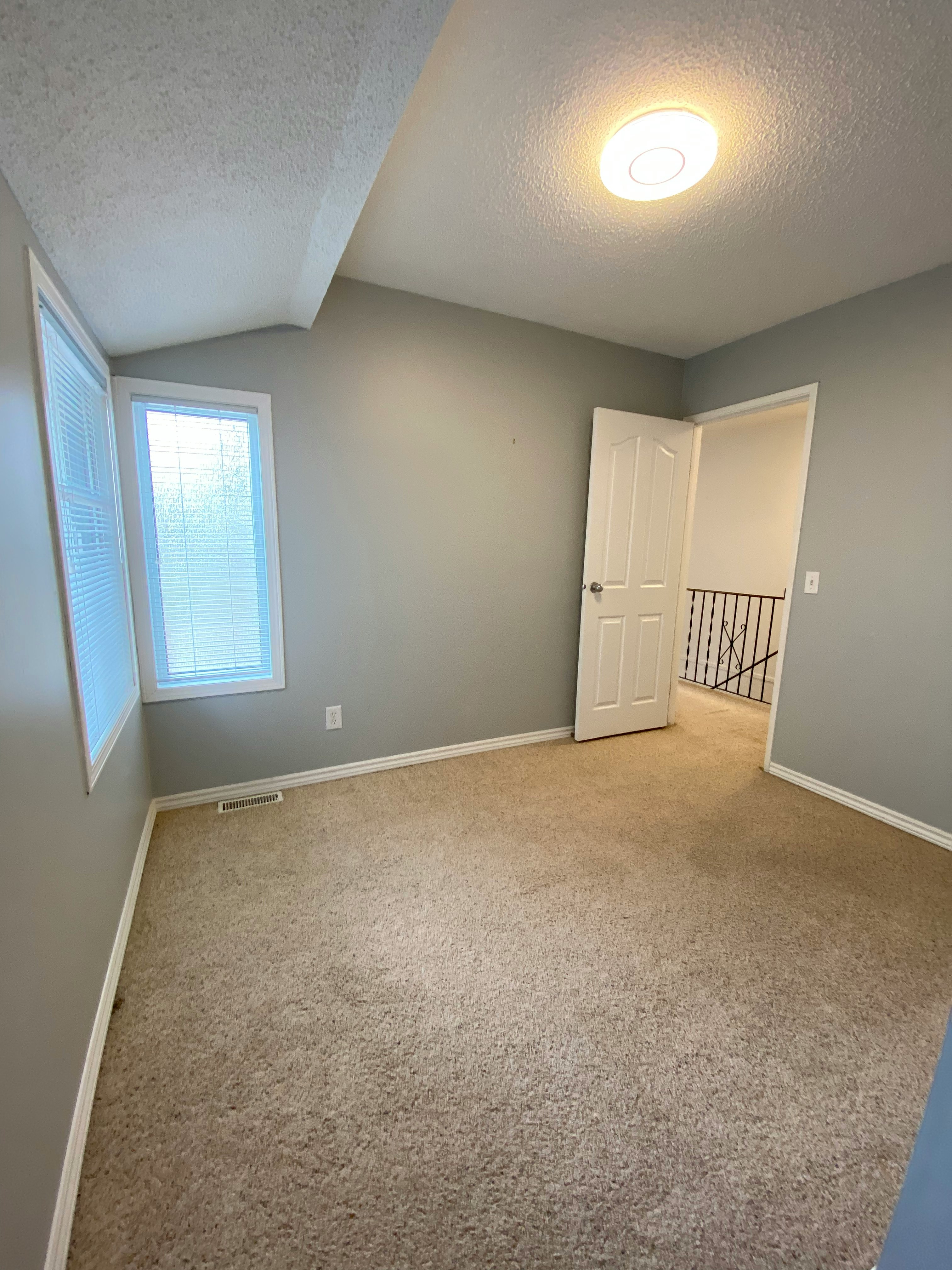 502-829 Coach Bluff Crescent Southwest, Calgary, AB, T3H 1B1 - 13