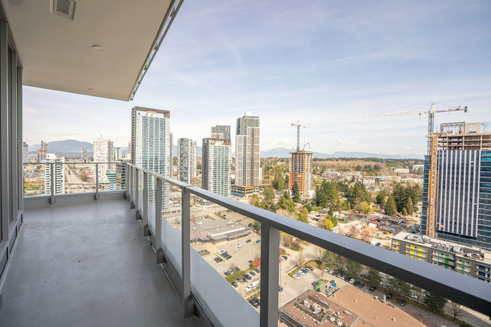 2707-9675 King George Boulevard, Surrey, BC, V3T 0T7
