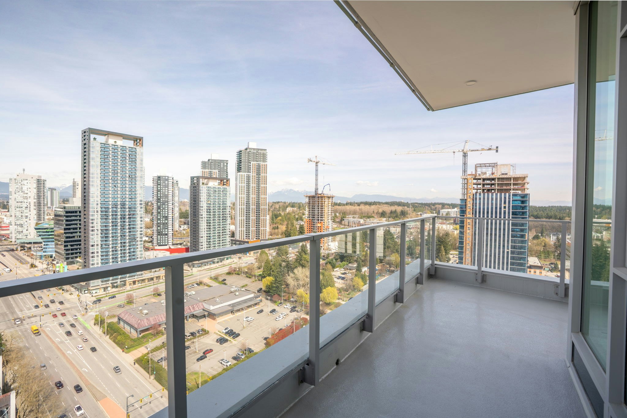 2707-9675 King George Boulevard, Surrey, BC, V3T 0T7 - 7
