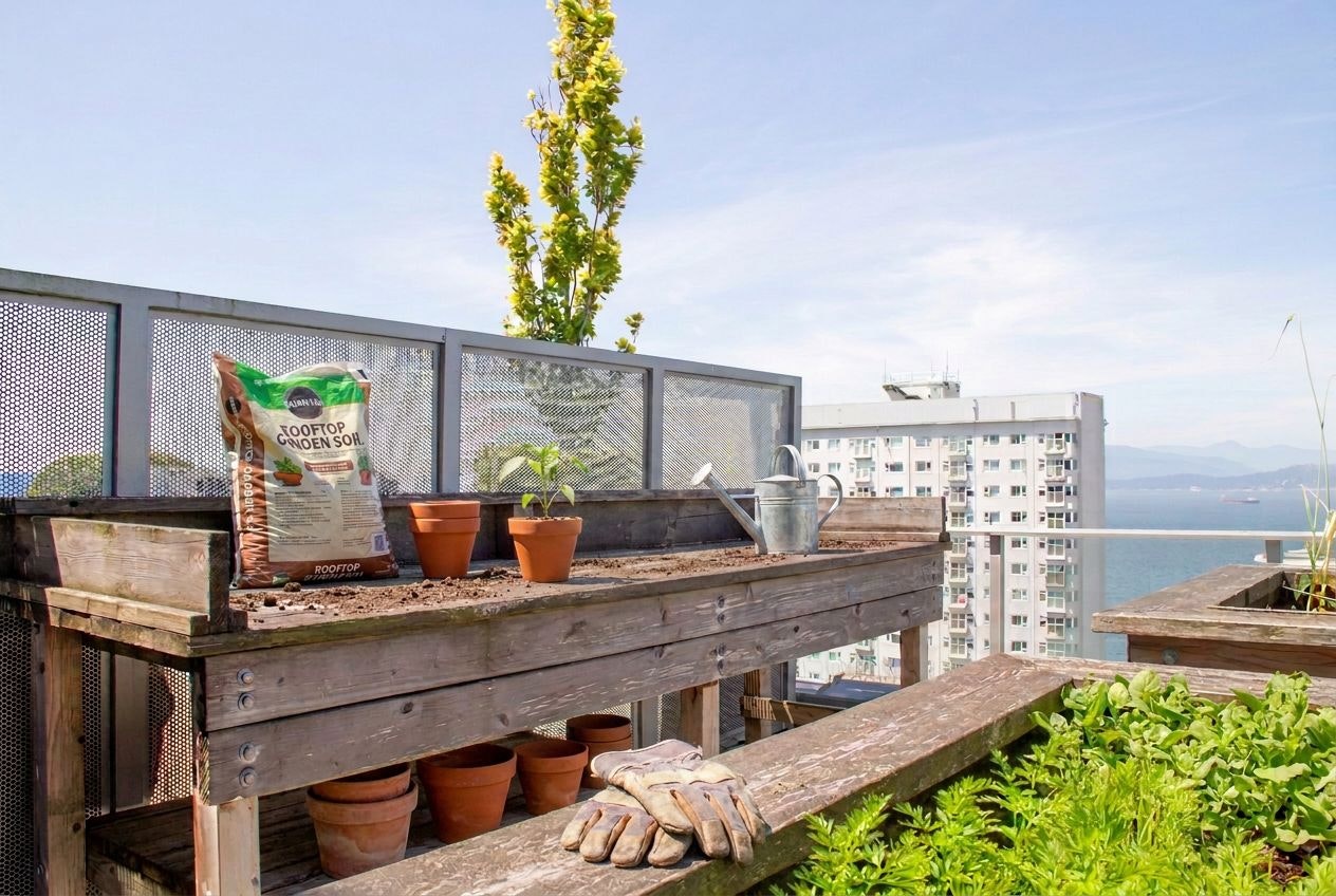 F1 Plan-1668 Davie Street, Vancouver, BC, V6G 0C4 - 17