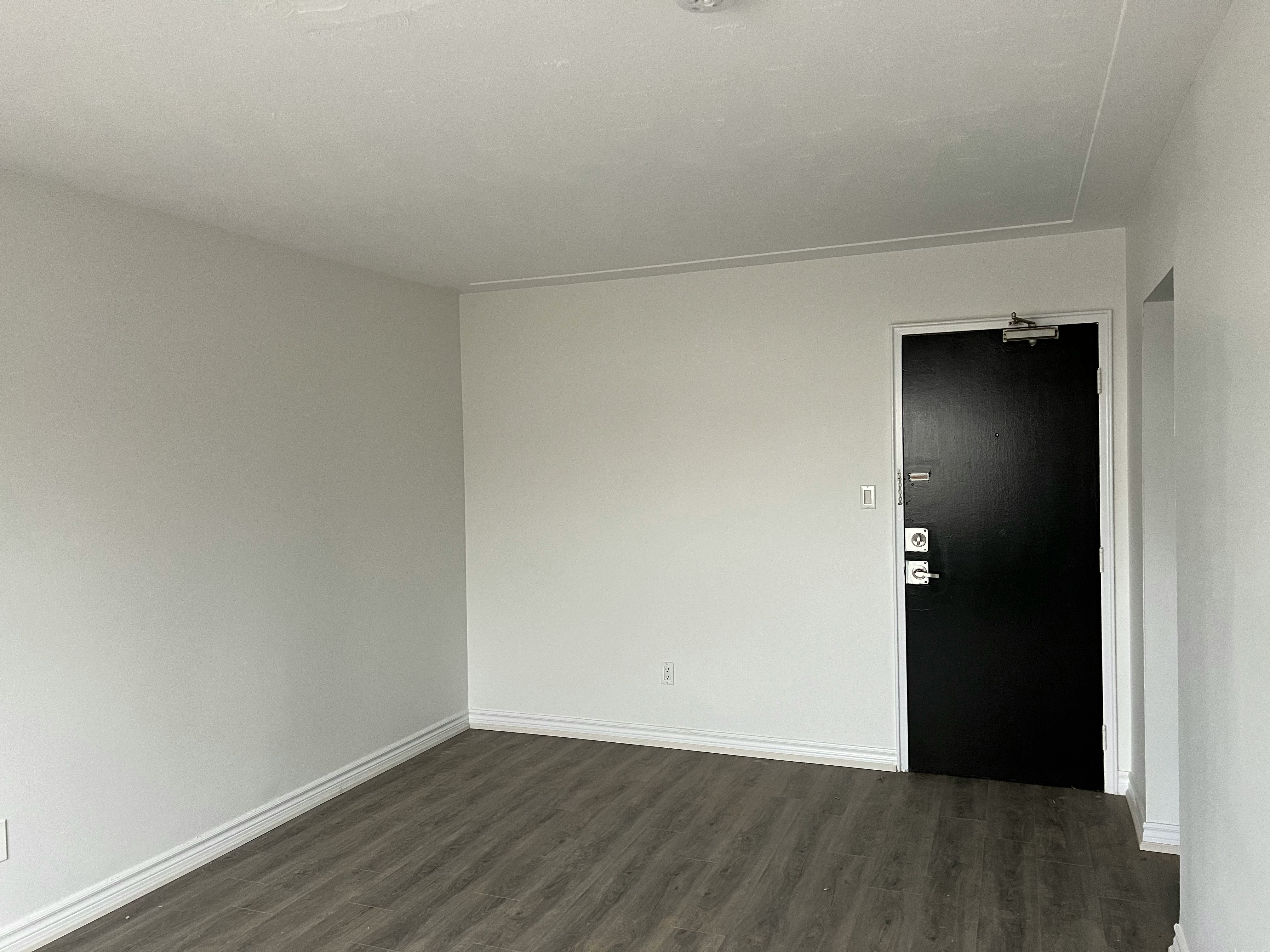 19-21 Stirling Avenue South, Kitchener, ON, N2G 3N6 - 4