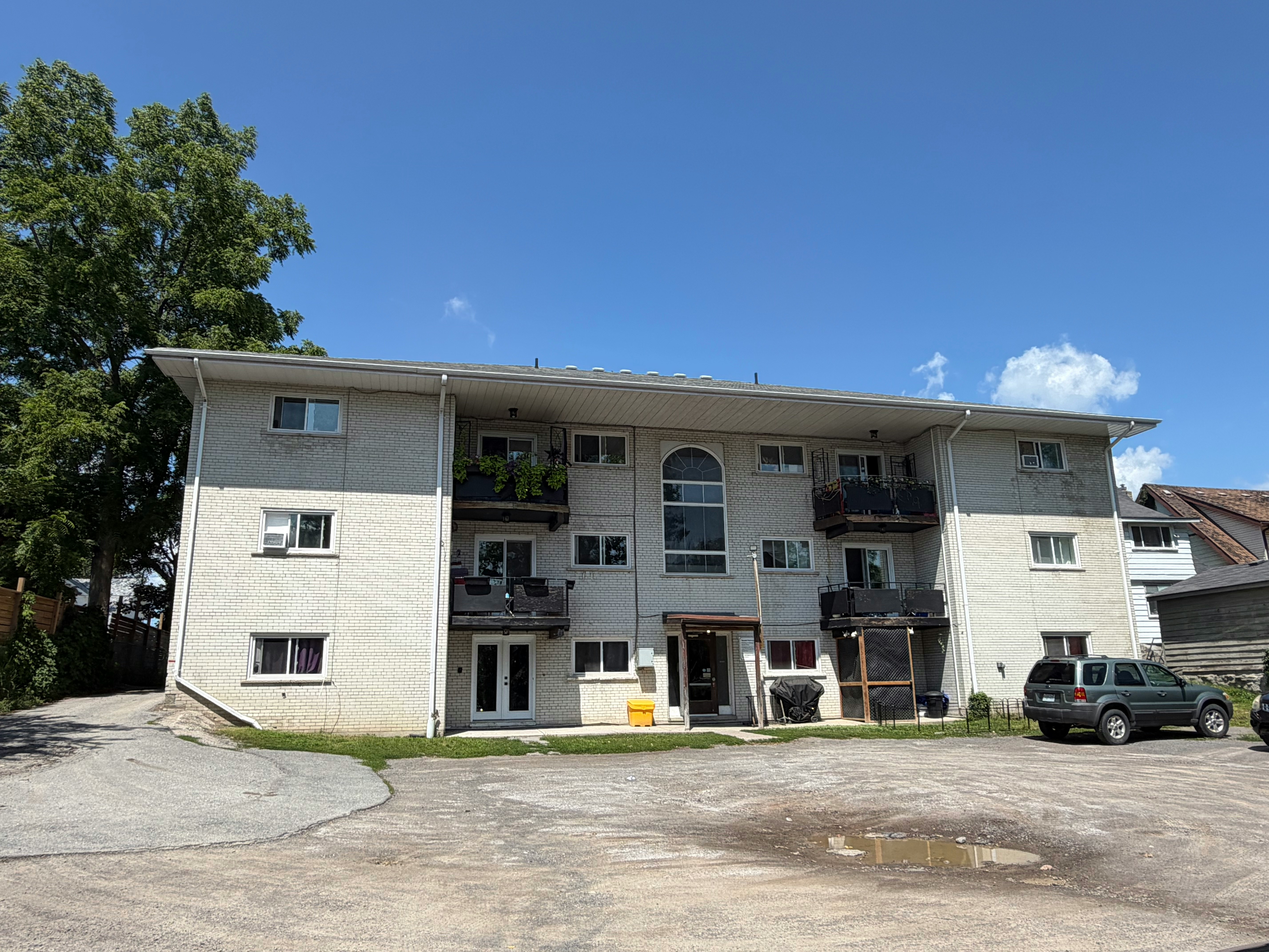 102-37 Moira Steet East, Belleville, ON, K8P 2S3 - 3