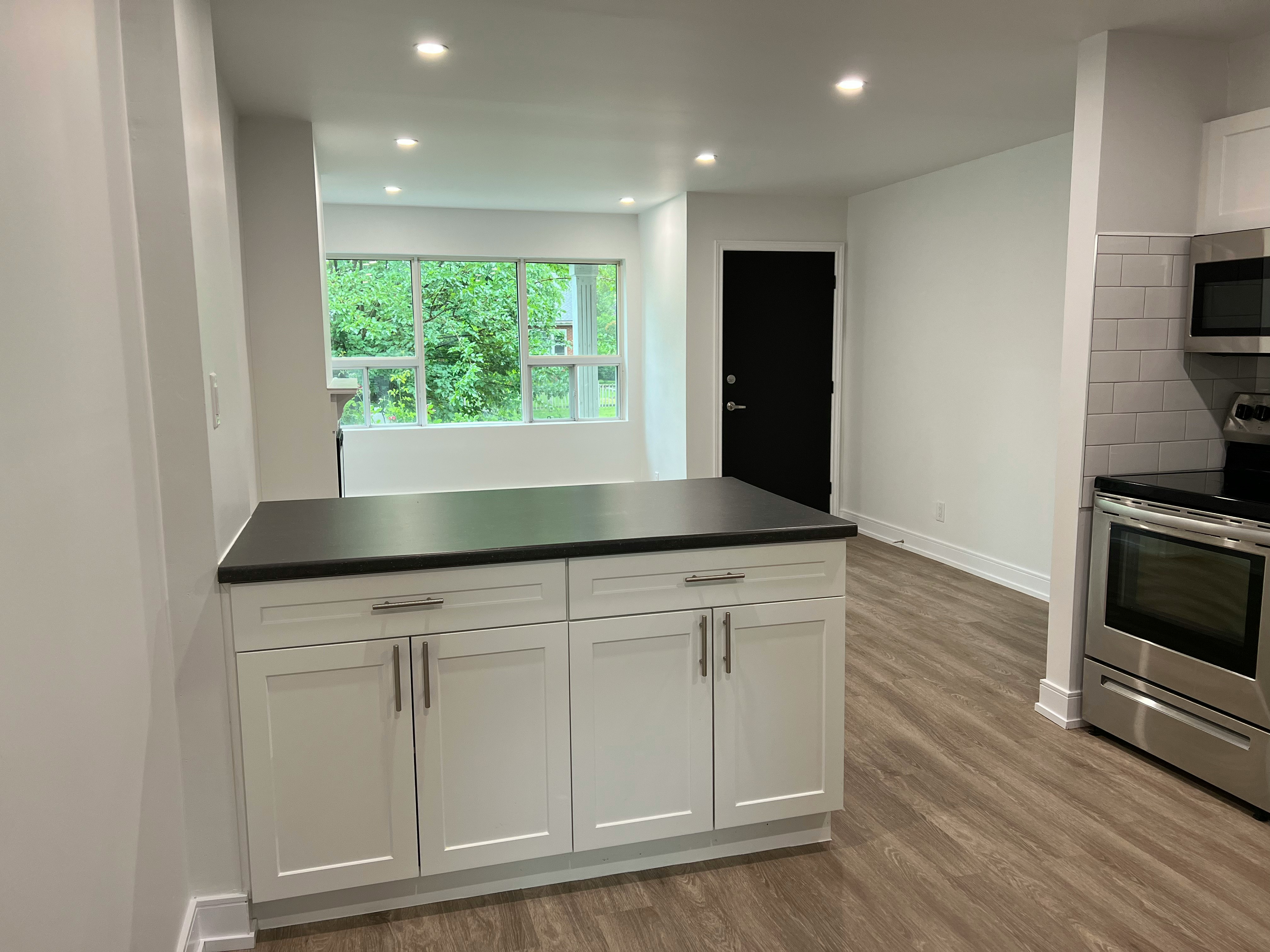 1-343 St. Paul Street, Burlington, ON, L7R 3K2 - 3