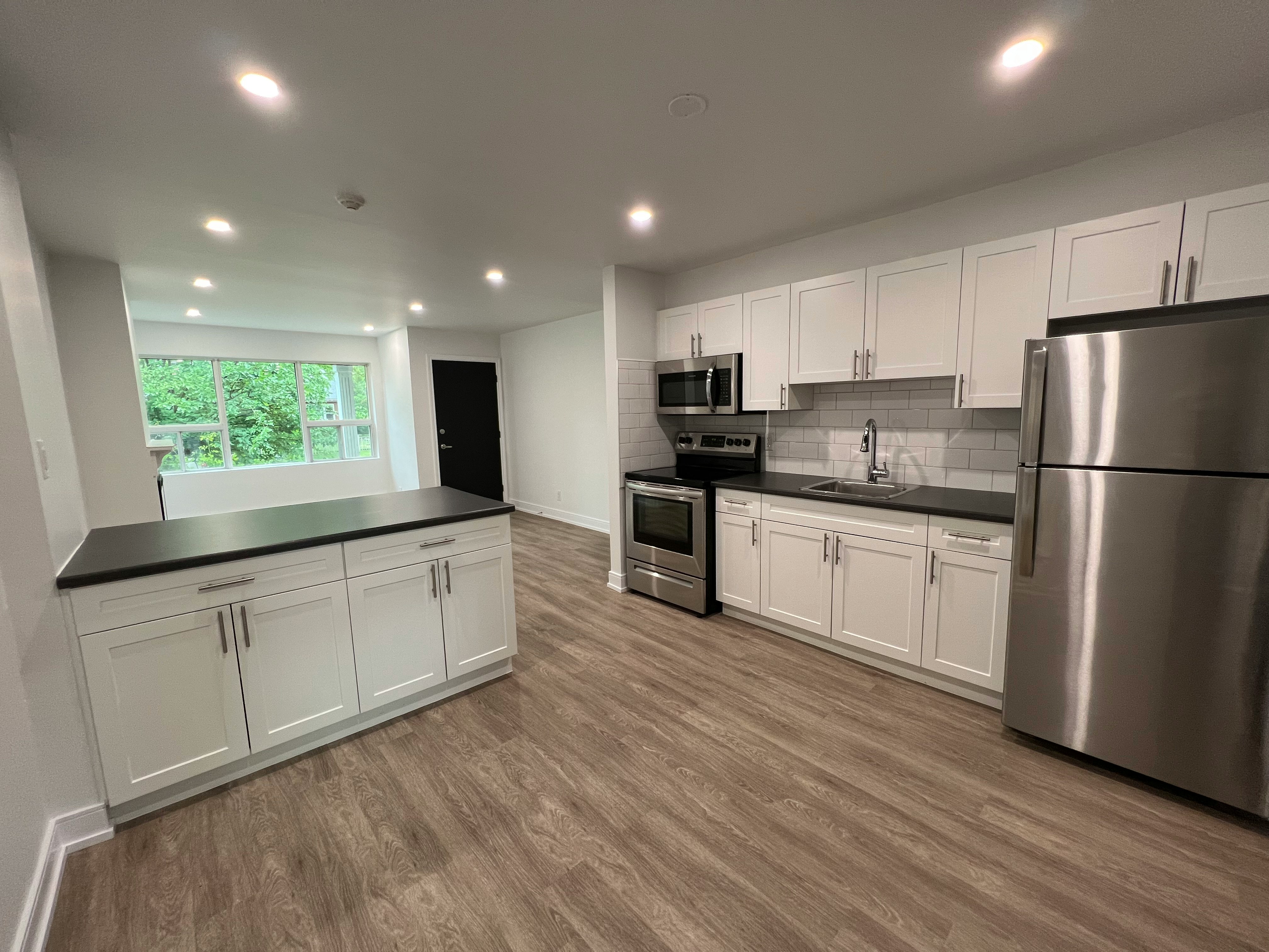 1-343 St. Paul Street, Burlington, ON, L7R 3K2