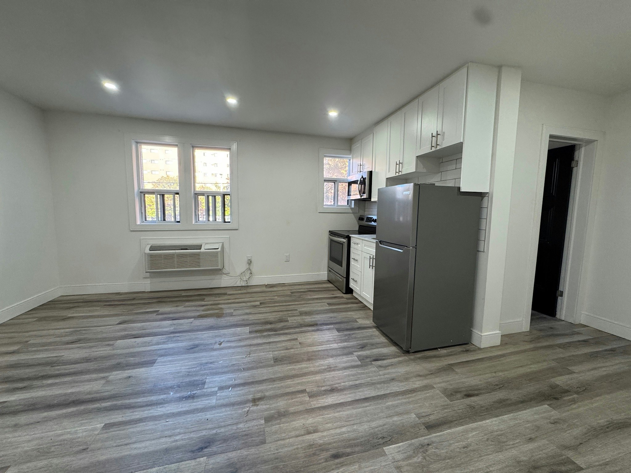 103-444 Park Street West, Windsor, ON, N9A 5V3 - 9