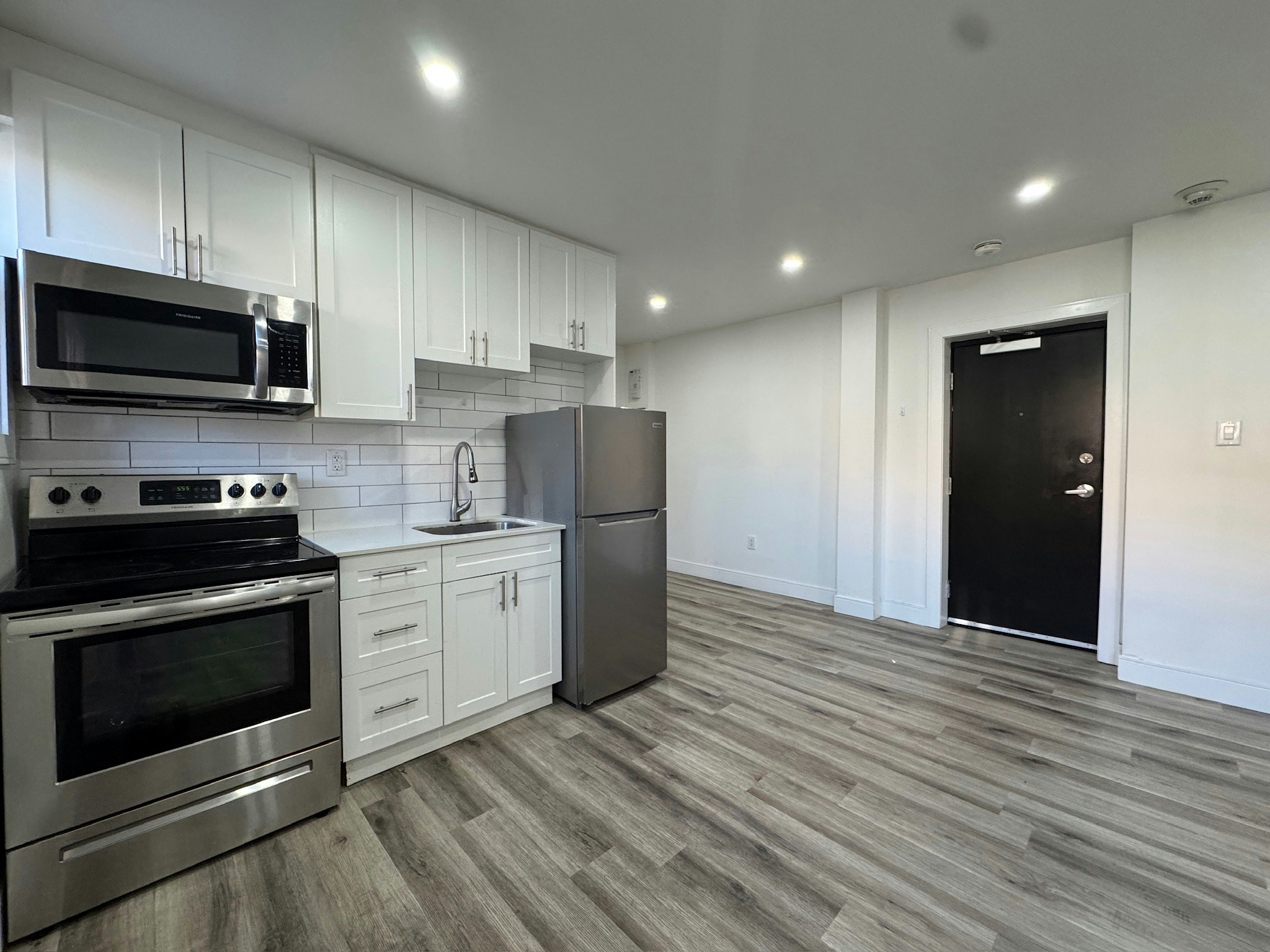 103-444 Park Street West, Windsor, ON, N9A 5V3 - 3