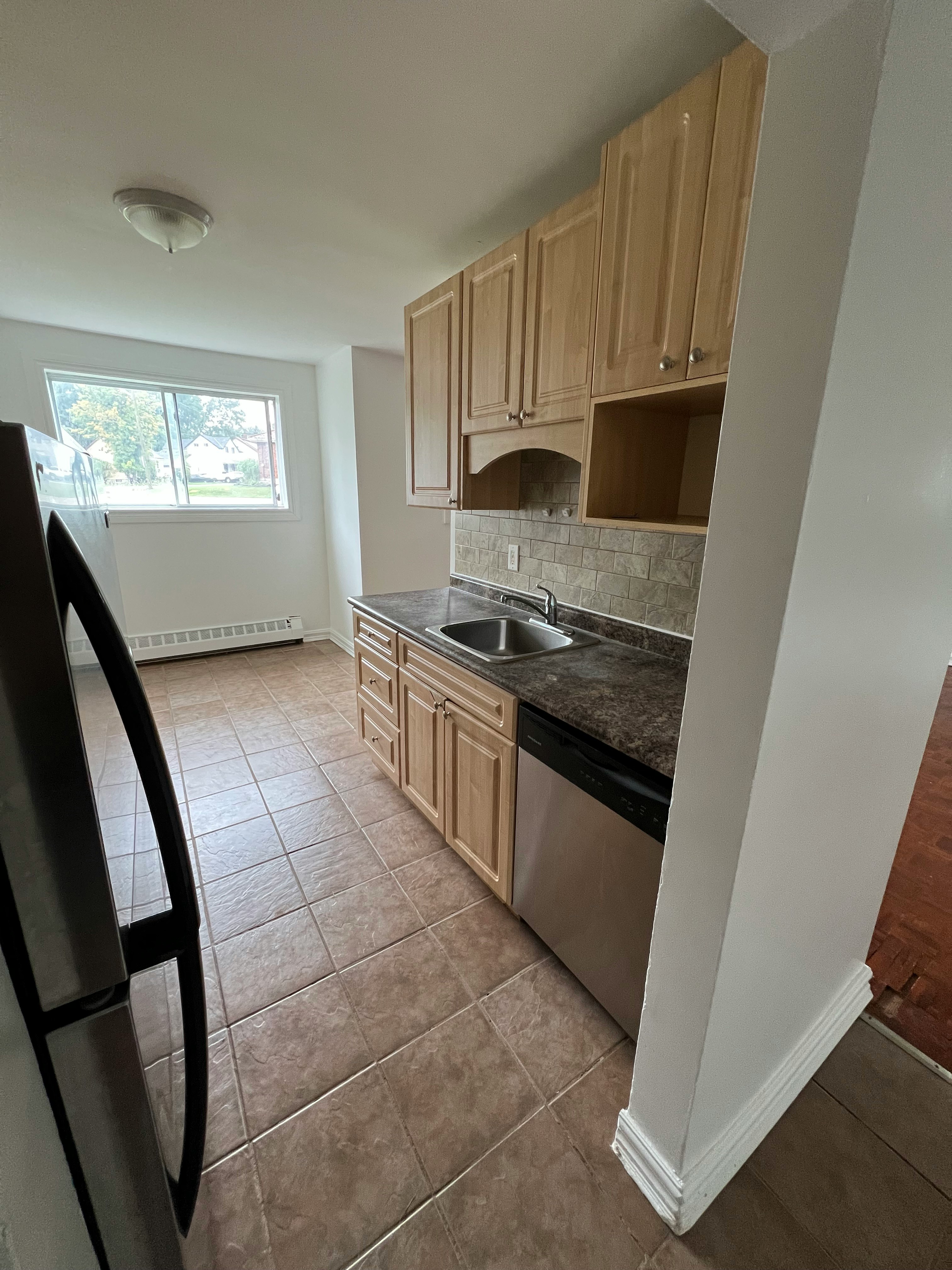2-792 Hughson Street, Woodstock, ON, N4S 4P5