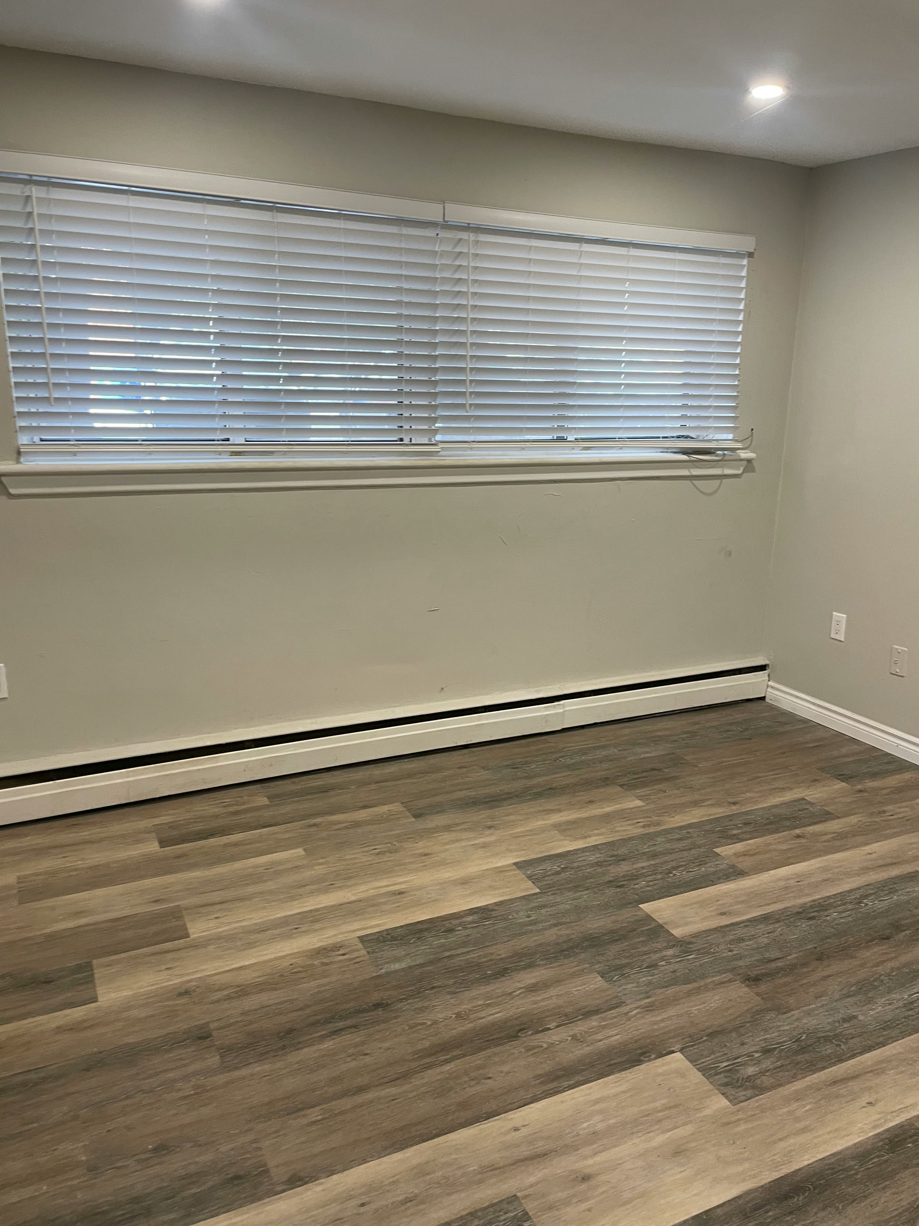 1-2150 Lilnan Court, Burlington, ON, L7R 1X2 - 4