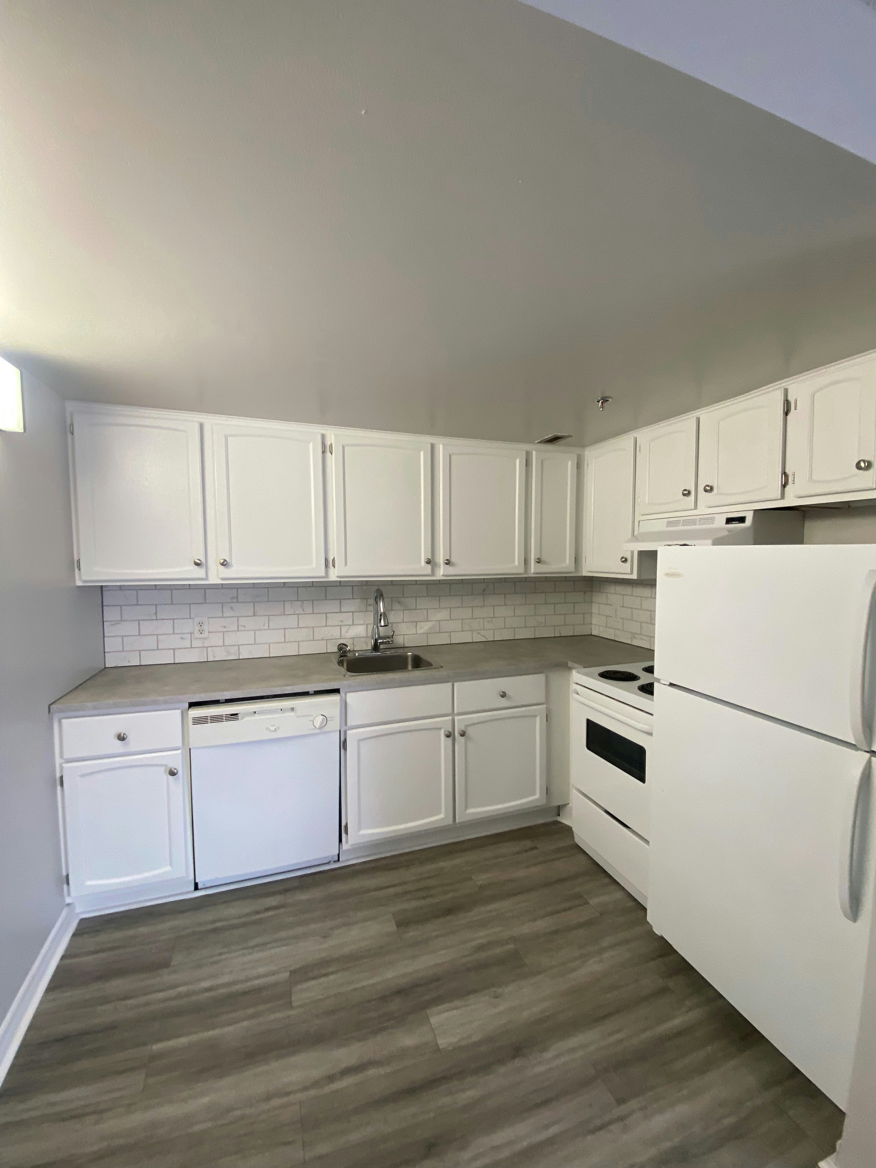 105-24 Dundas Street, Dartmouth, NS, B2Y 4L2 - 3
