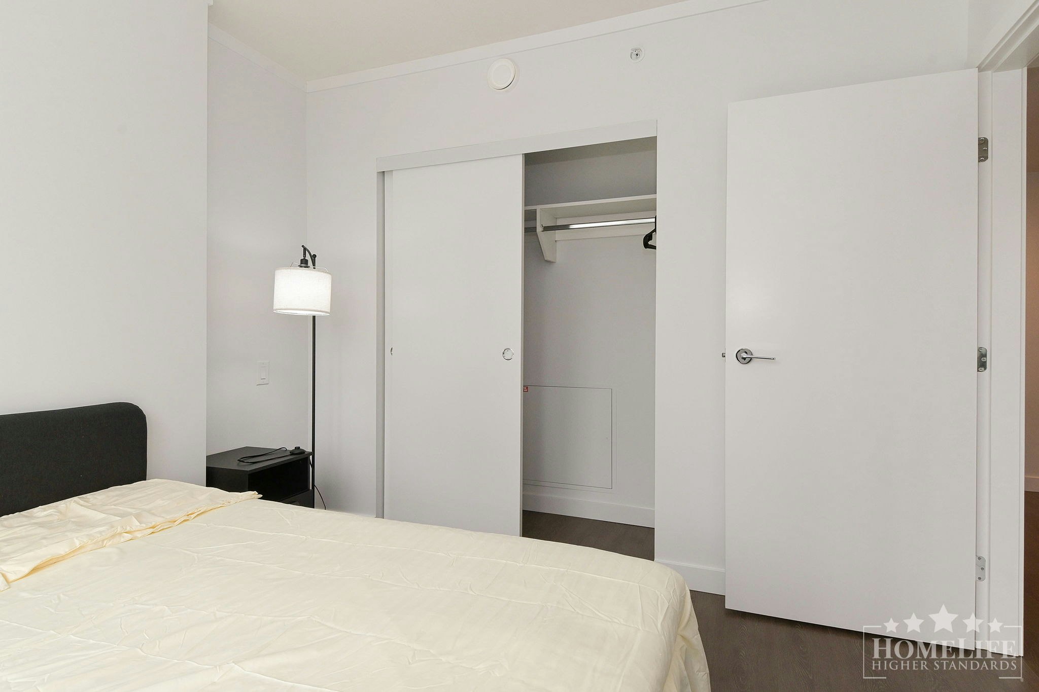 306-13725 George Jct, Surrey, BC, V3T 0V7 - 9
