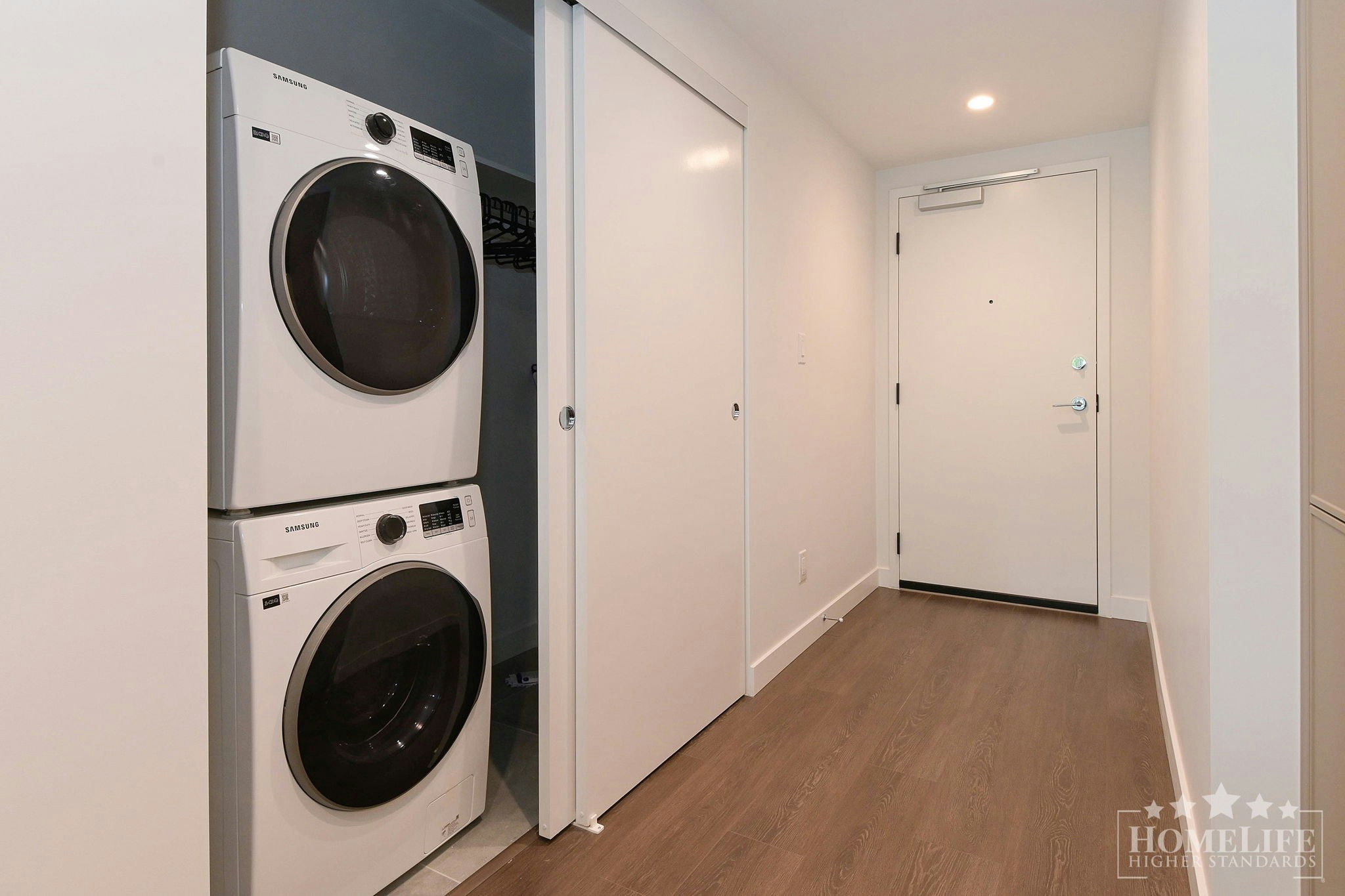 306-13725 George Jct, Surrey, BC, V3T 0V7 - 11