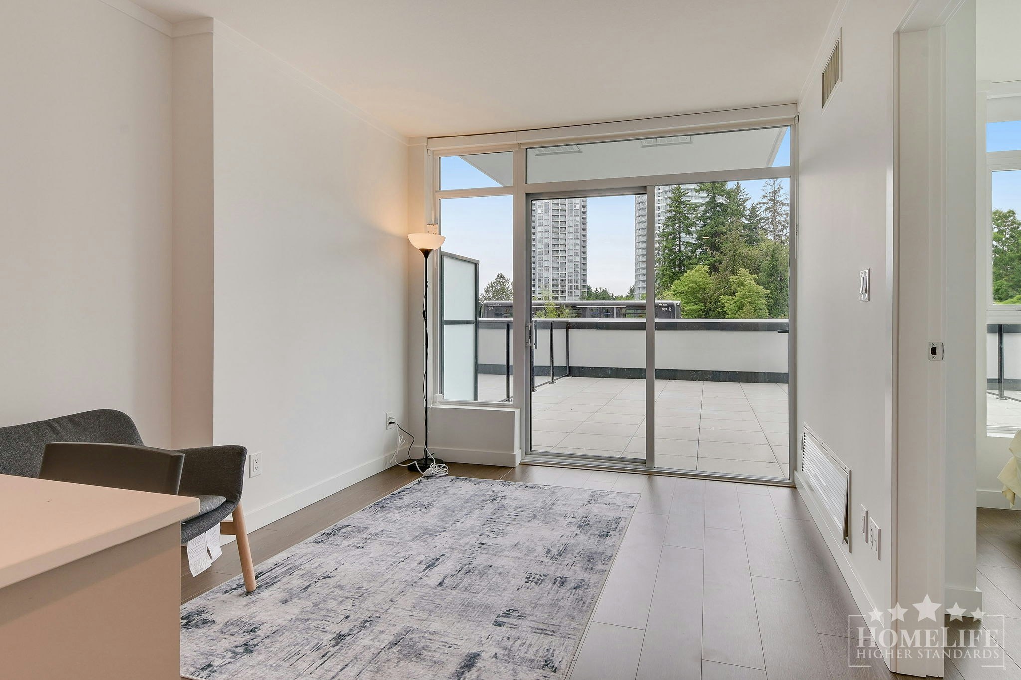 306-13725 George Jct, Surrey, BC, V3T 0V7 - 3