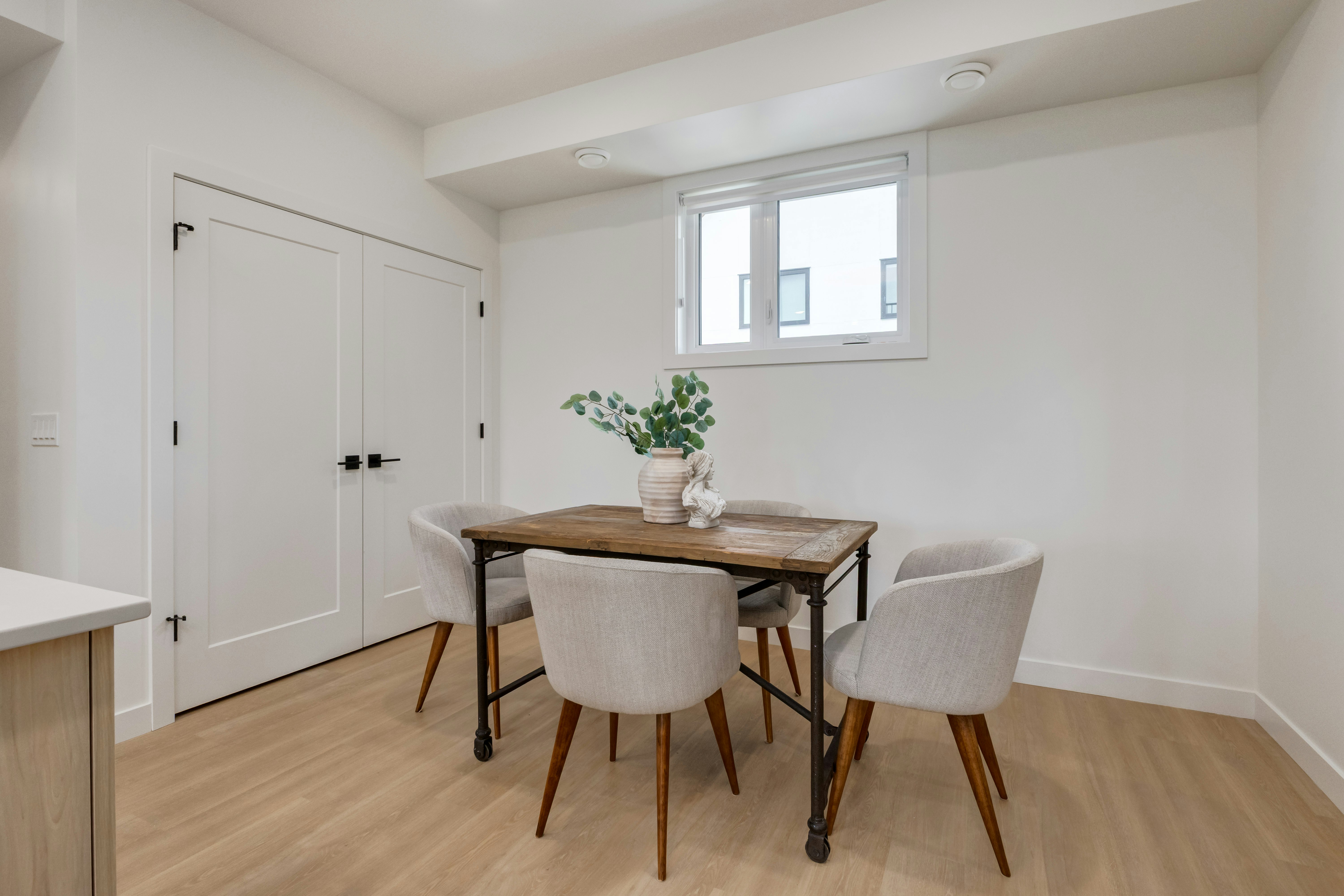3-3616 Richmond Road Southwest, Calgary, AB, T3E 4N9 - 4