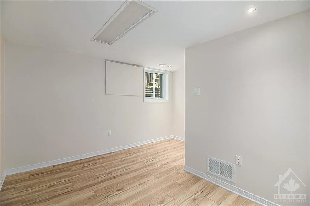 2-2483 Clementine Boulevard, Ottawa, ON, K1V 8E3 - 2