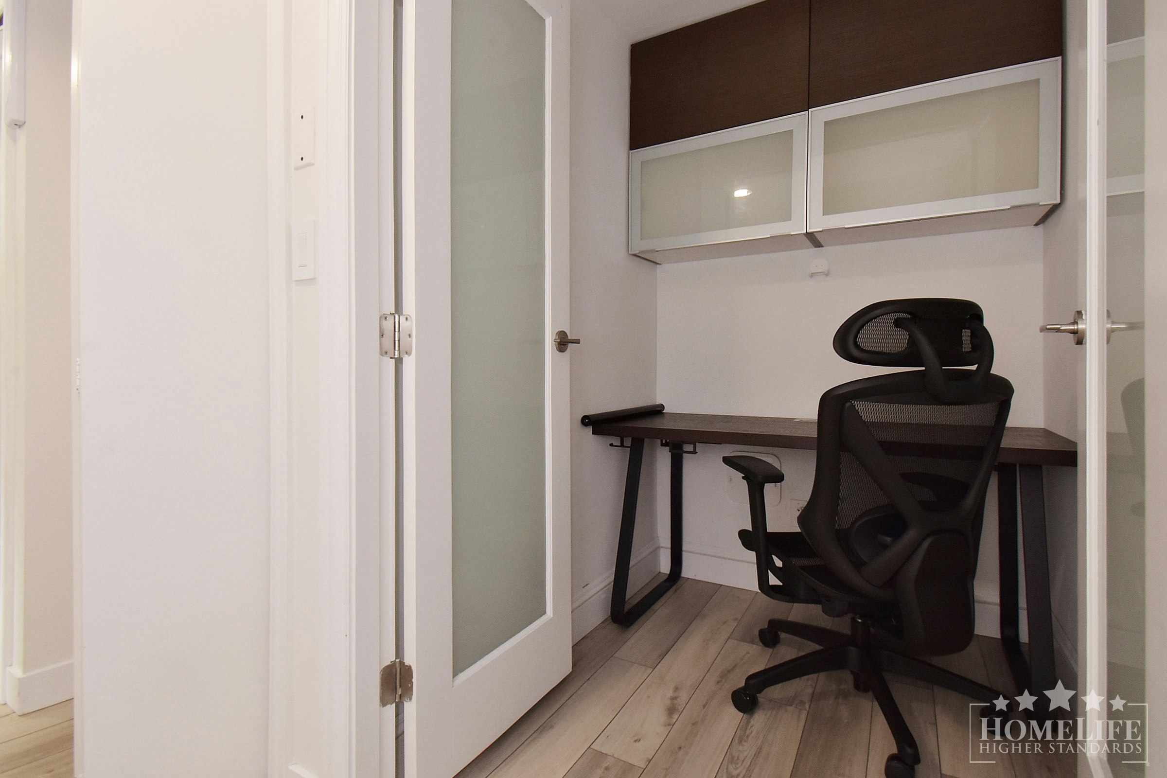 2002-10777 University Drive, Surrey, BC, V3T 0E7 - 10