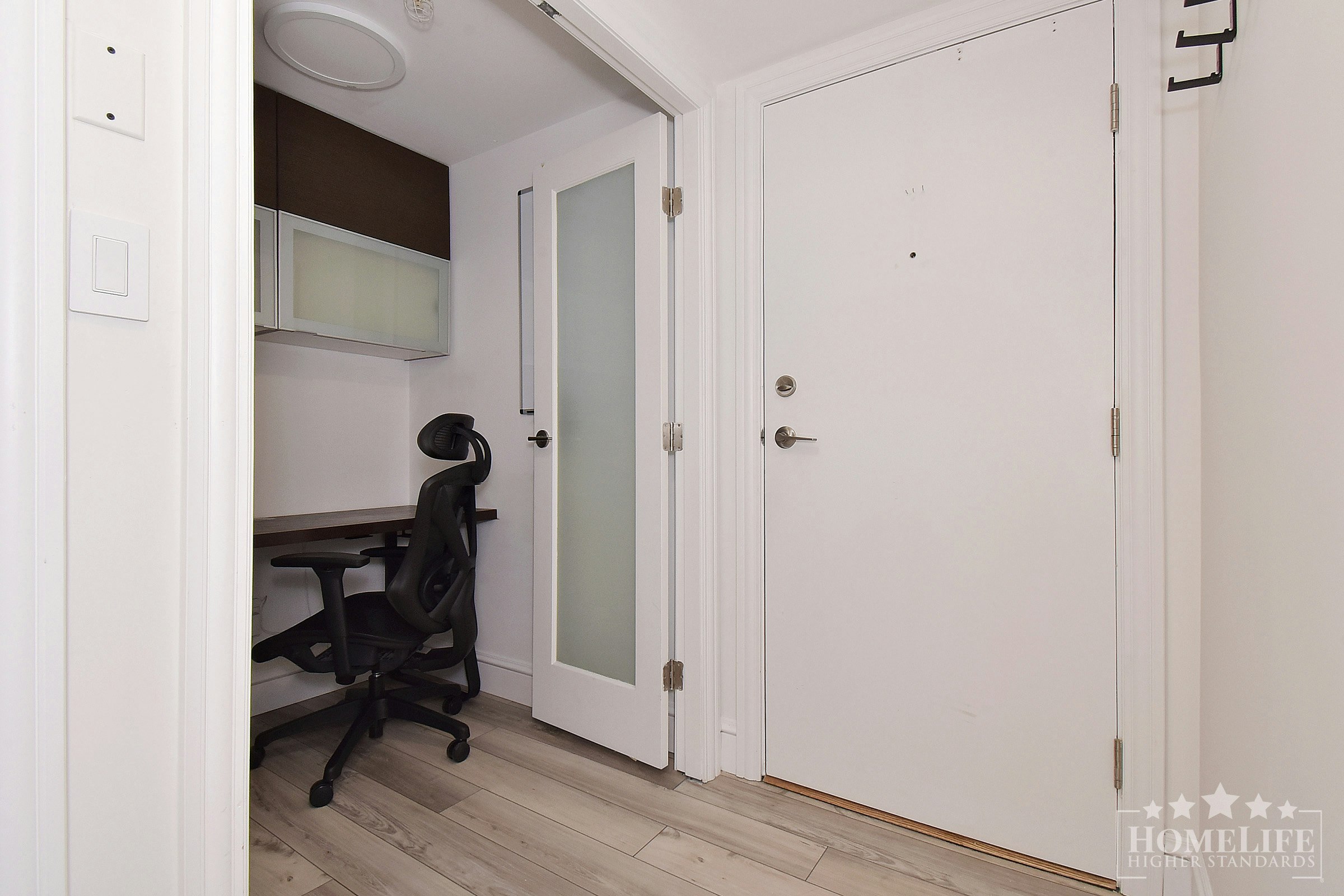 2002-10777 University Drive, Surrey, BC, V3T 0E7 - 11