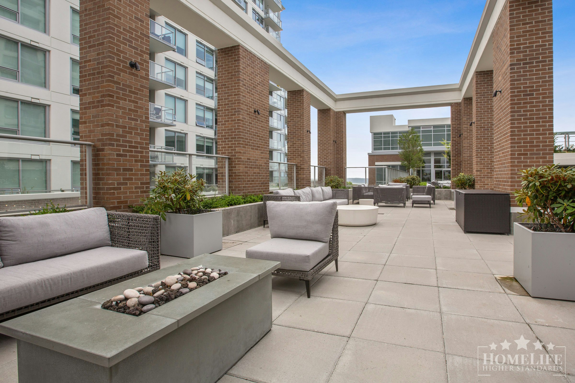 1301-15165 Thrift Avenue, Surrey, BC, V4B 3Z4 - 23