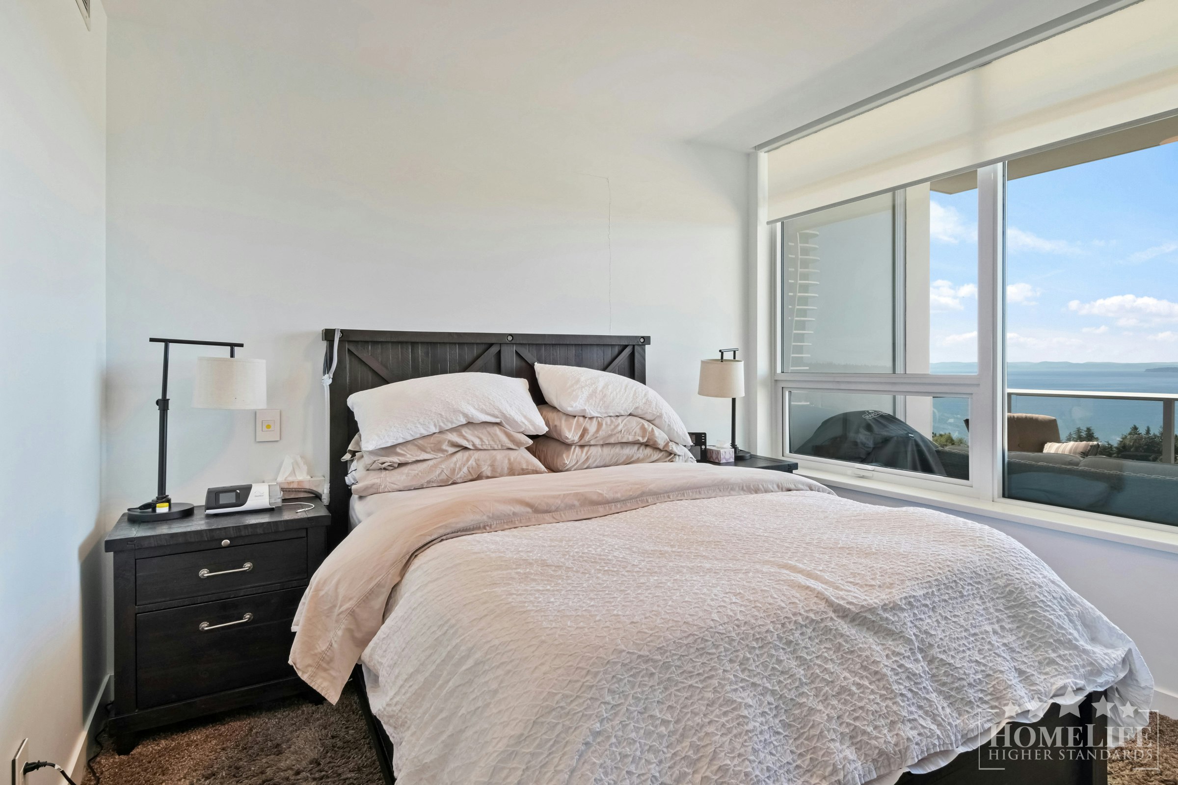 1301-15165 Thrift Avenue, Surrey, BC, V4B 3Z4 - 9