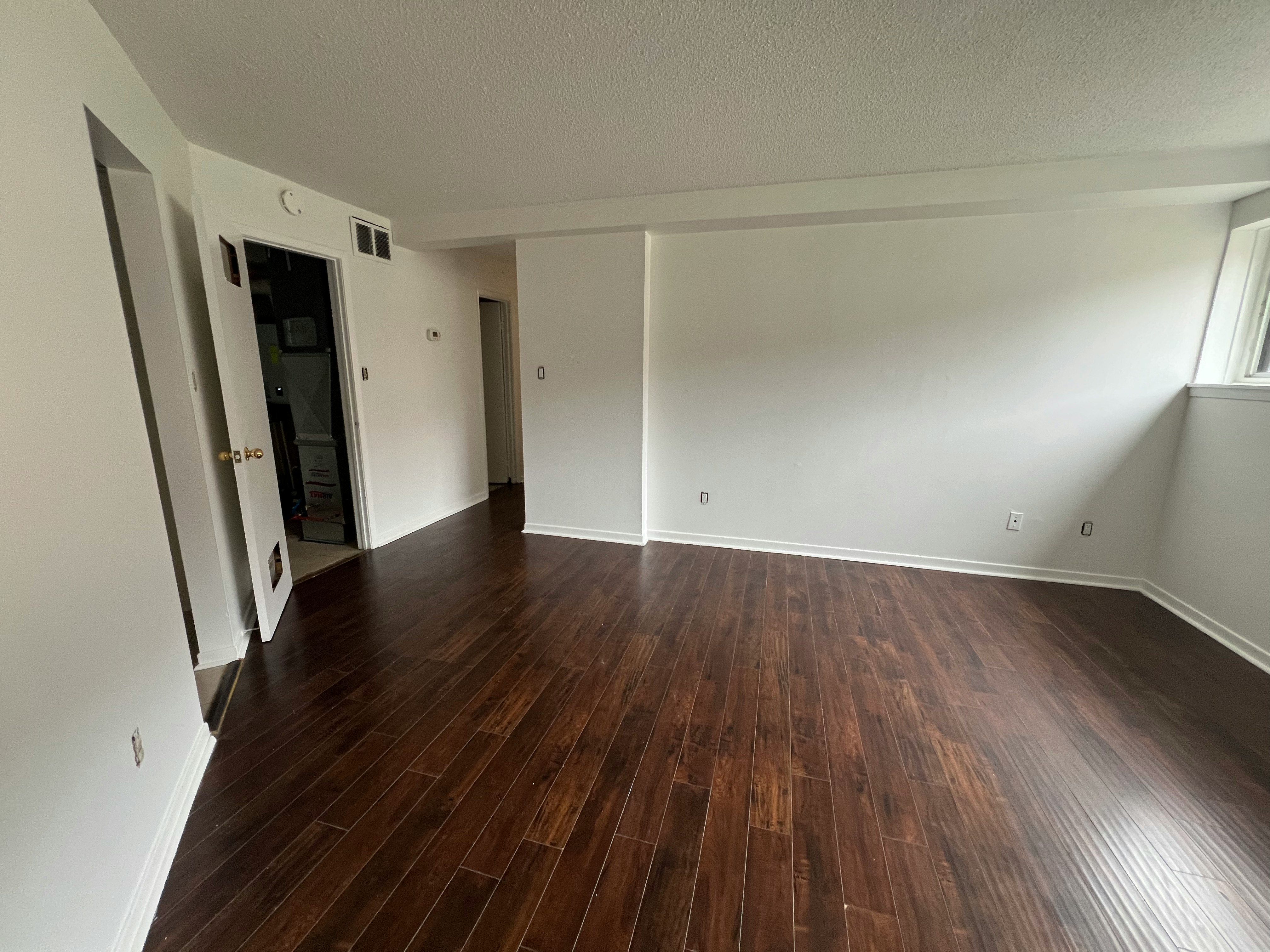 109-425 Rathburn Road East, Mississauga, ON, L4Z 1V6 - 2