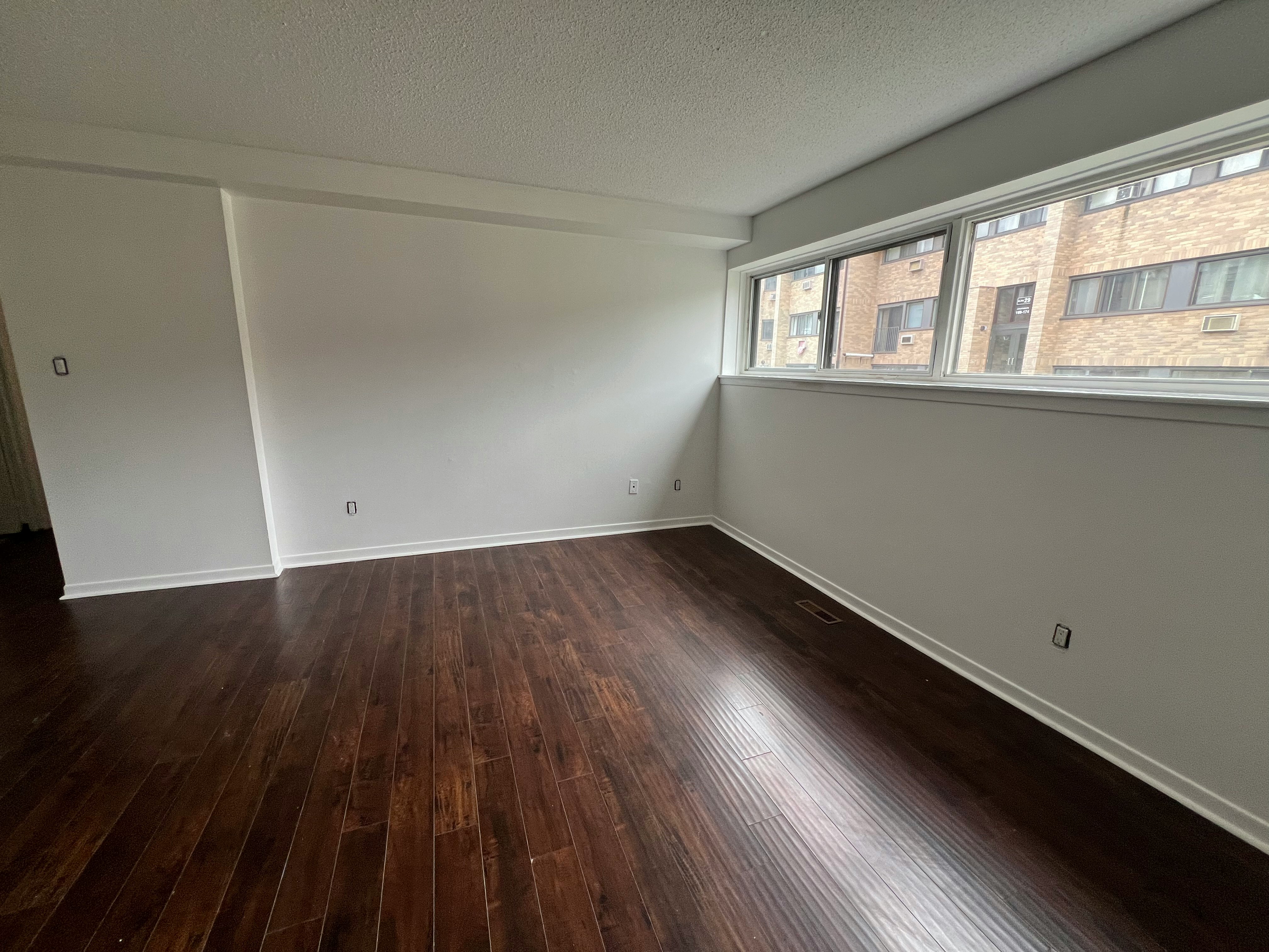 109-425 Rathburn Road East, Mississauga, ON, L4Z 1V6 - 9