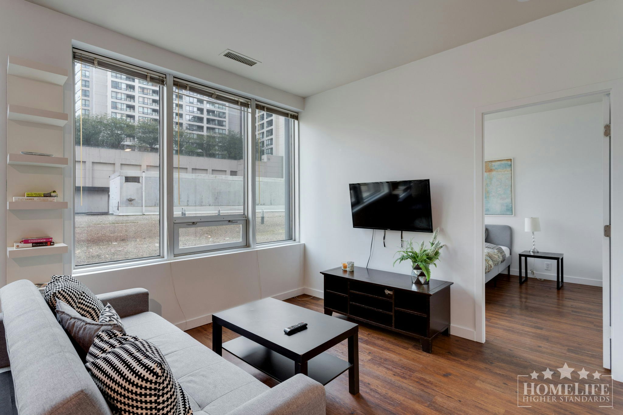 309-989 Nelson Street, Vancouver, BC, V6Z 2S1 - 4