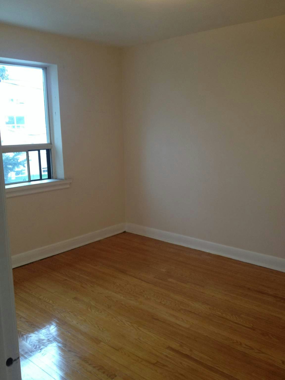 1 Bedroom-2903 Saint Clair Avenue East, Toronto, ON, M4B 1N5 - 3